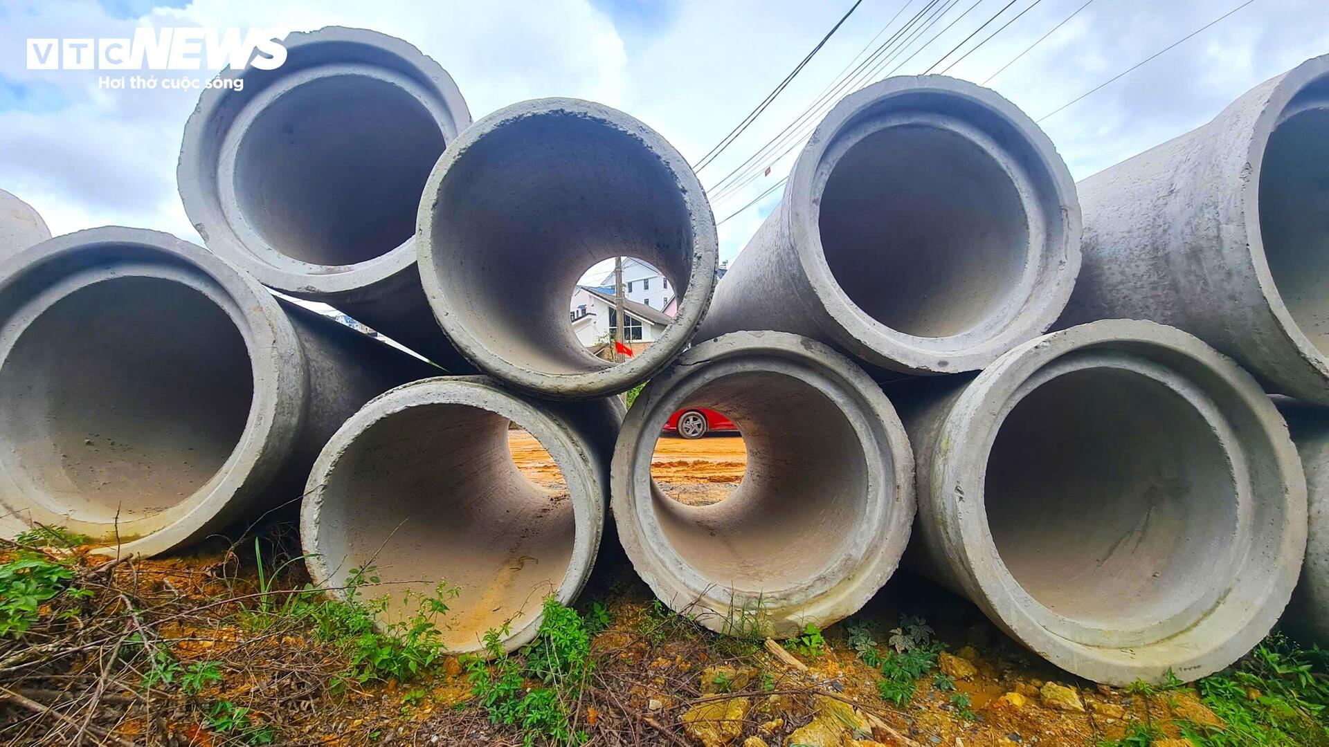 Cung đường 7,4km đẹp nhất Đà Lạt thi công gần 5 năm chưa xong - 11