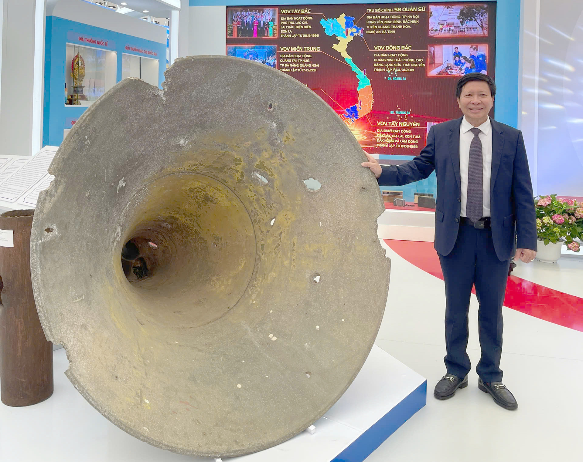 Đài Tiếng nói Việt Nam - 80 năm một tiếng nói, một niềm tin - 8