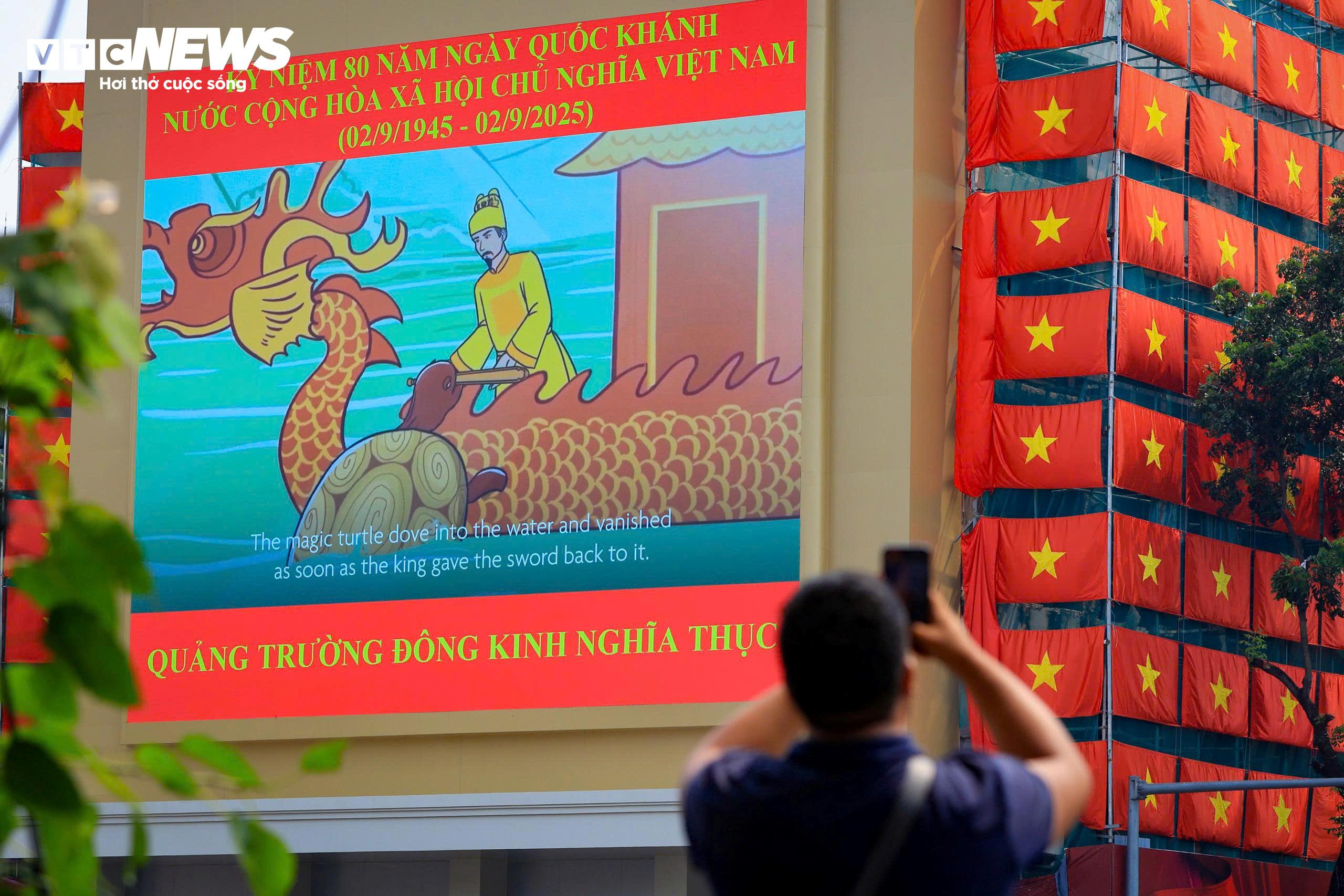 Diện mạo mới của quảng trường Đông Kinh - Nghĩa Thục sau 3 tháng cải tạo - 10