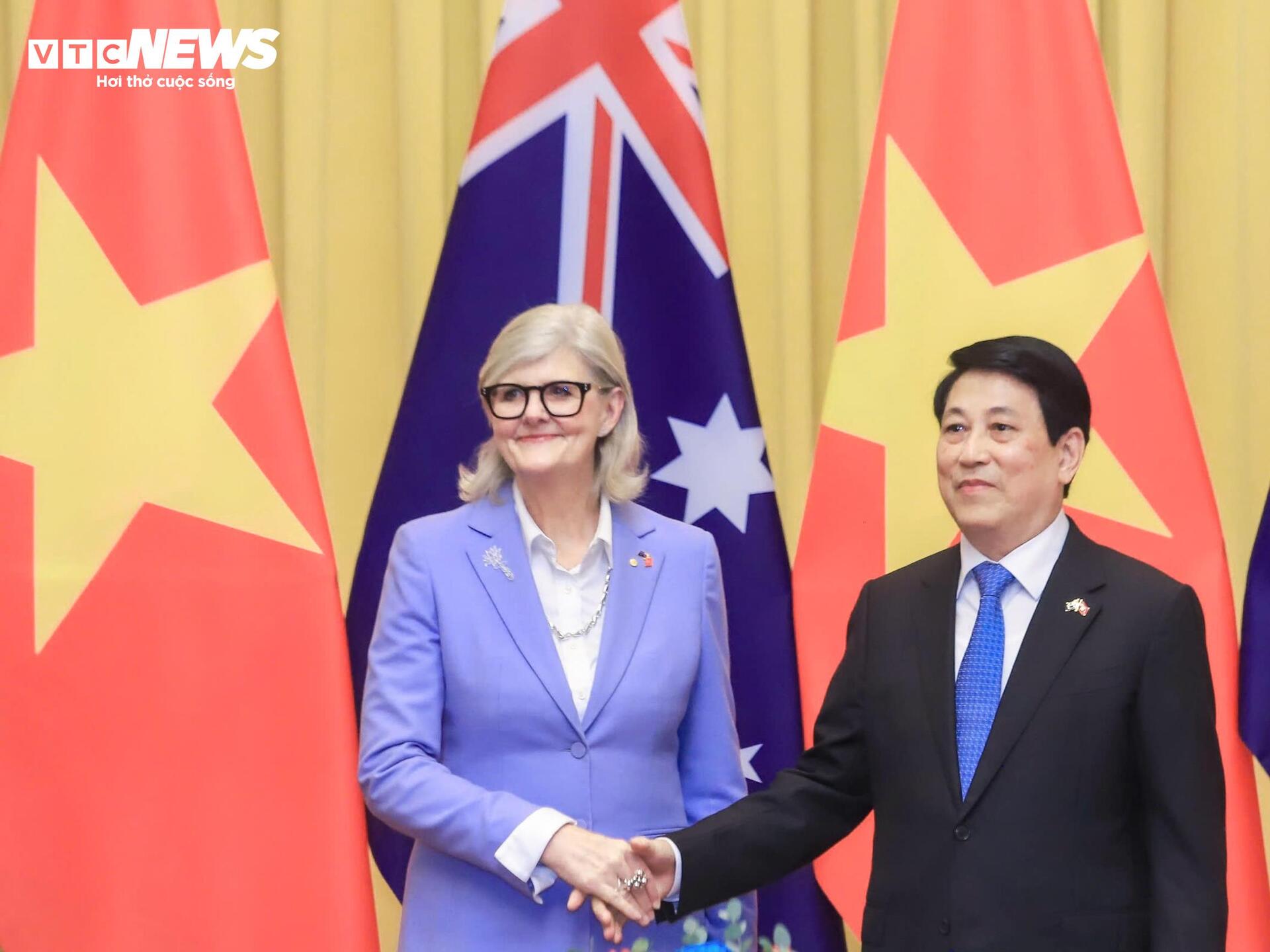 Chủ tịch nước Lương Cường chủ trì lễ đón Toàn quyền Australia Sam Mostyn - 10