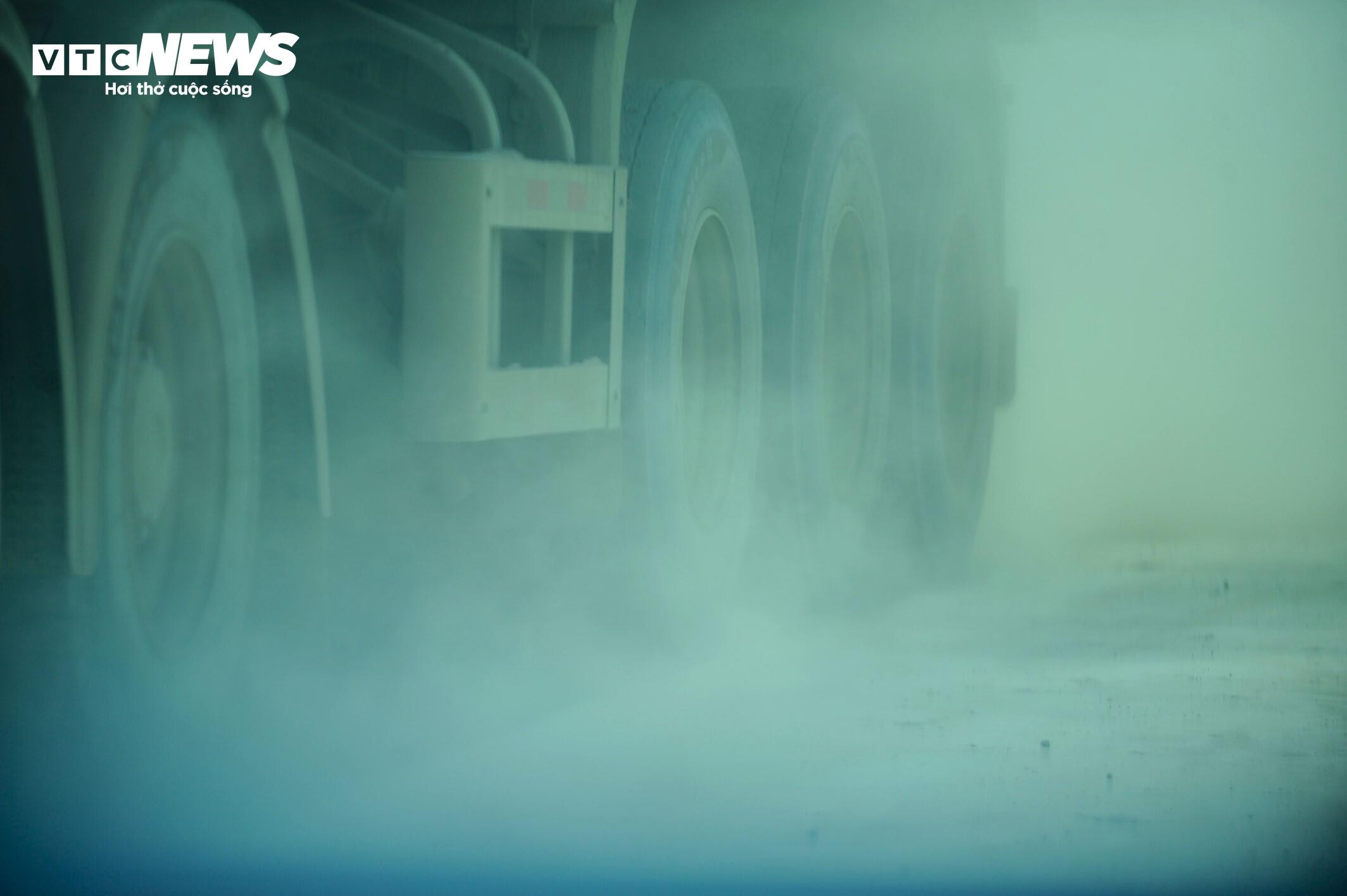 Người dân ‘nín thở’ khi đi qua đường kết nối biển xanh - đại ngàn Lâm Đồng - 12