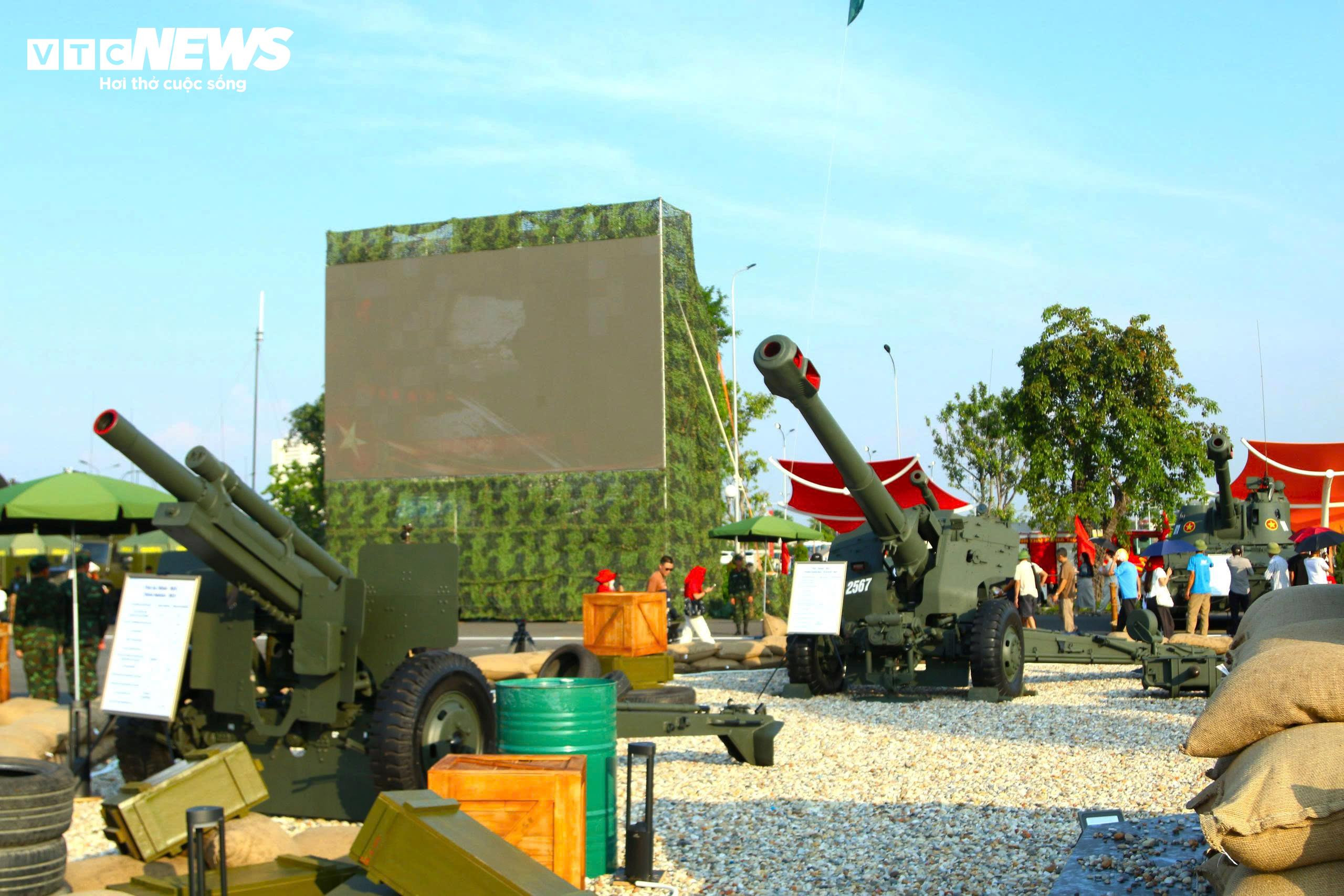 Dàn vũ khí 'Make in Vietnam' tại Triển lãm 80 năm thành tựu đất nước - 3