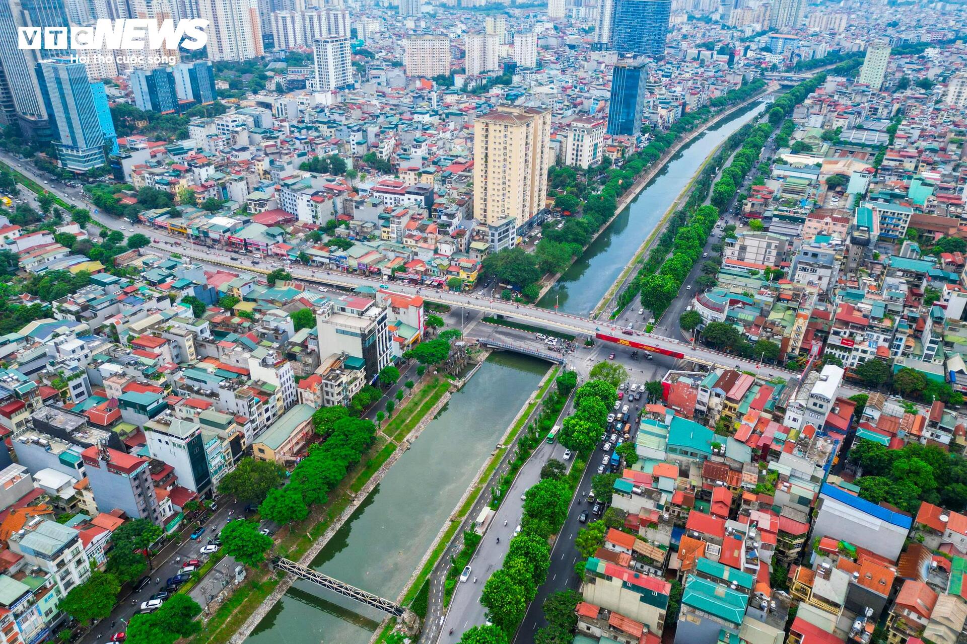 Sông Tô Lịch thay đổi ra sao sau một năm triển khai dự án 'hồi sinh'? - 21