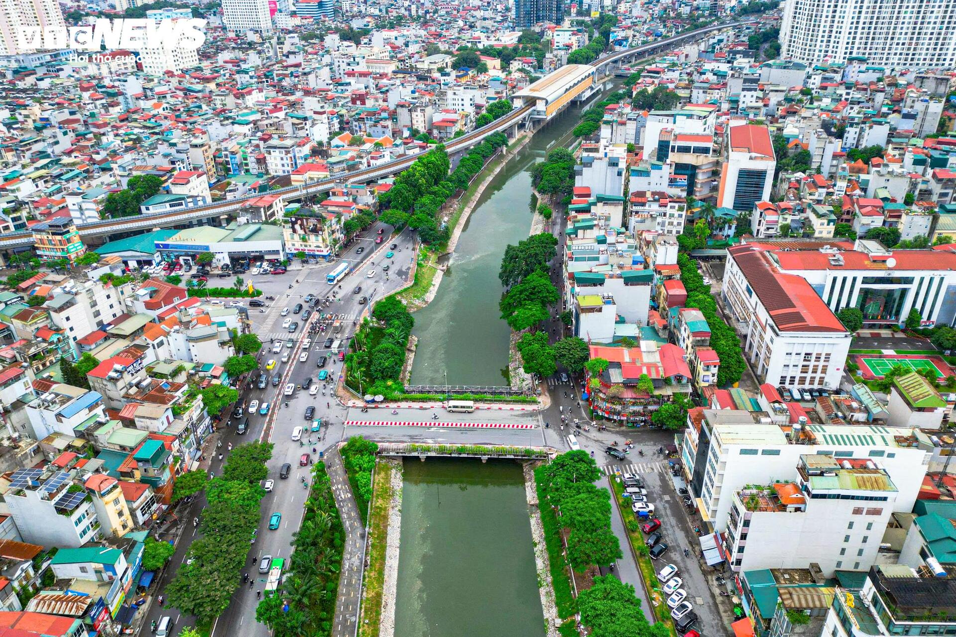 Sông Tô Lịch thay đổi ra sao sau một năm triển khai dự án 'hồi sinh'? - 13