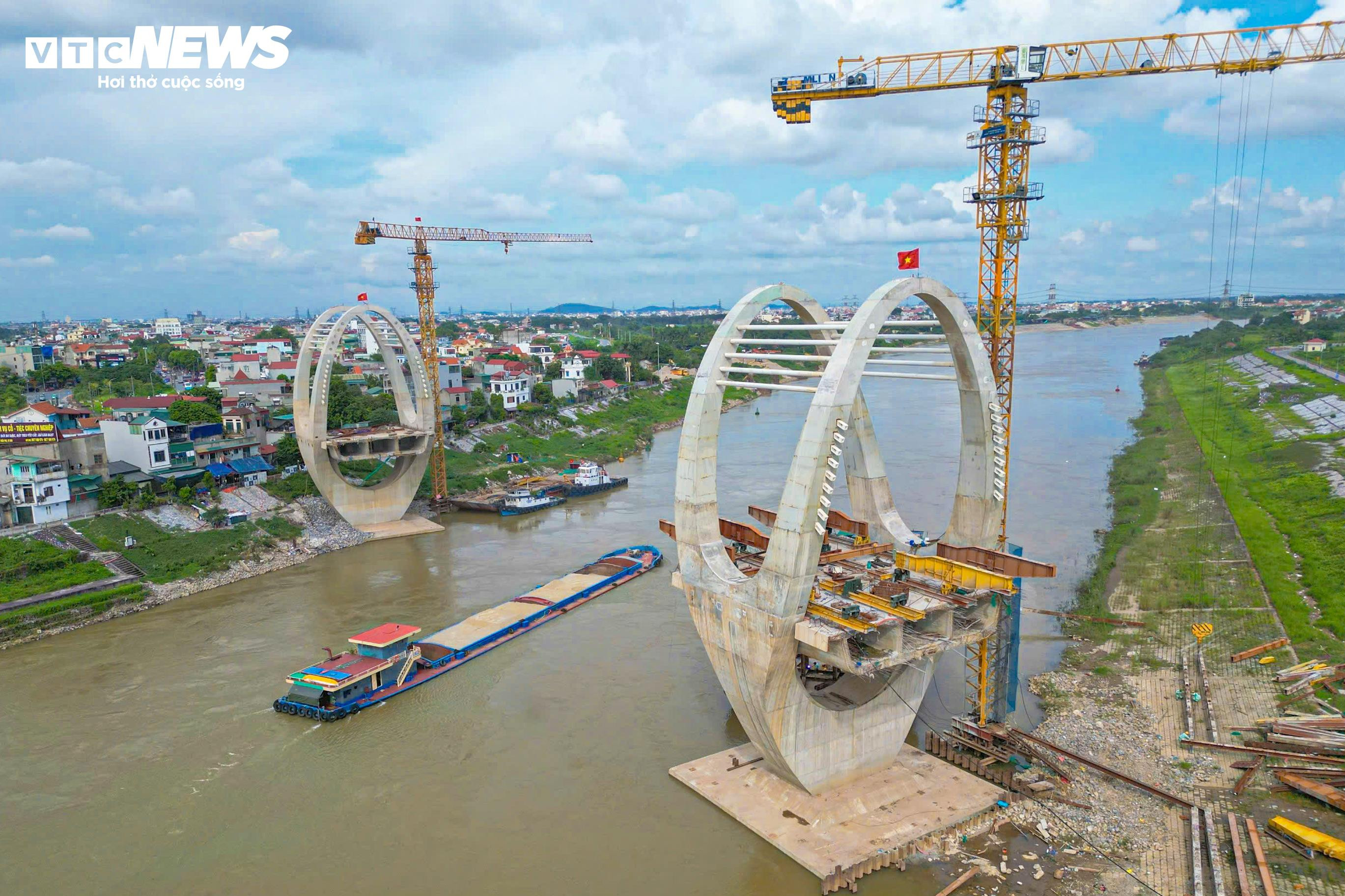 Lộ diện ‘dải lụa giao duyên’ bằng thép vắt qua sông Đuống - 3