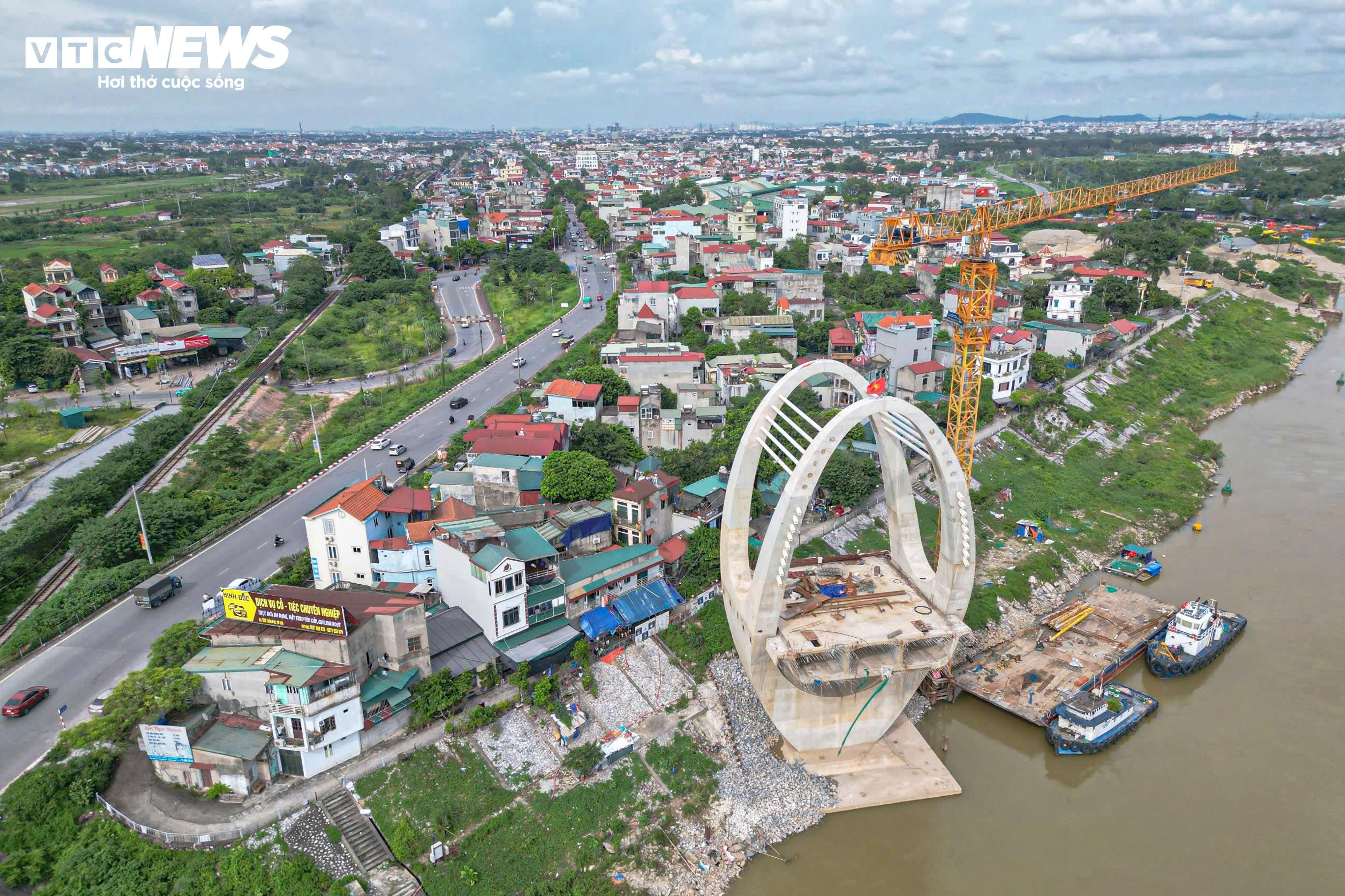 Lộ diện ‘dải lụa giao duyên’ bằng thép vắt qua sông Đuống - 13