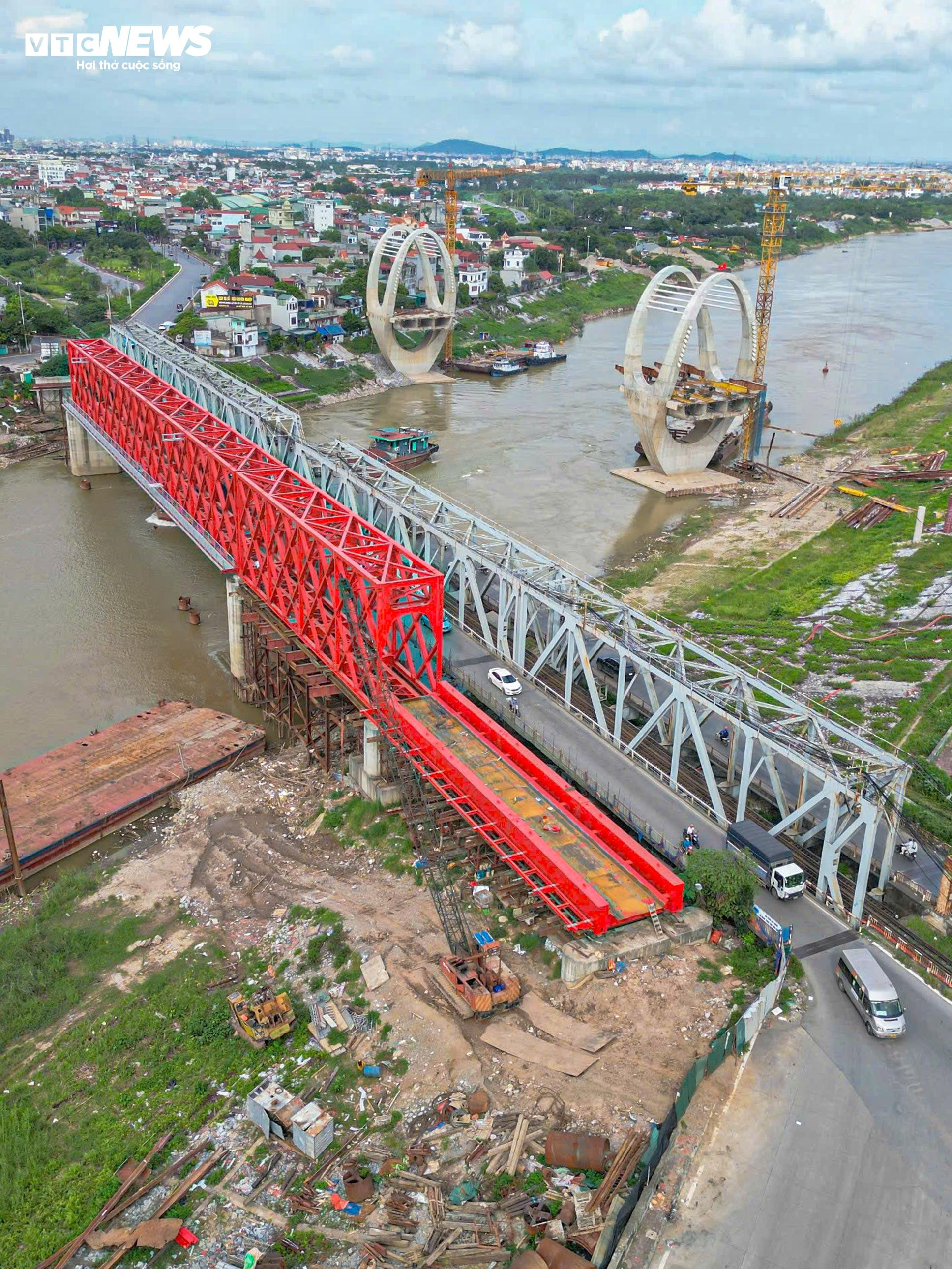 Lộ diện ‘dải lụa giao duyên’ bằng thép vắt qua sông Đuống - 5