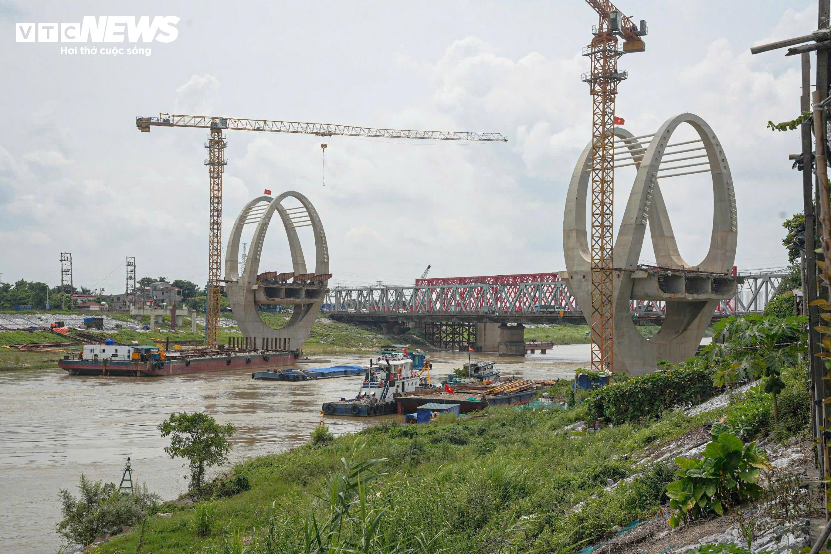 Lộ diện ‘dải lụa giao duyên’ bằng thép vắt qua sông Đuống - 8