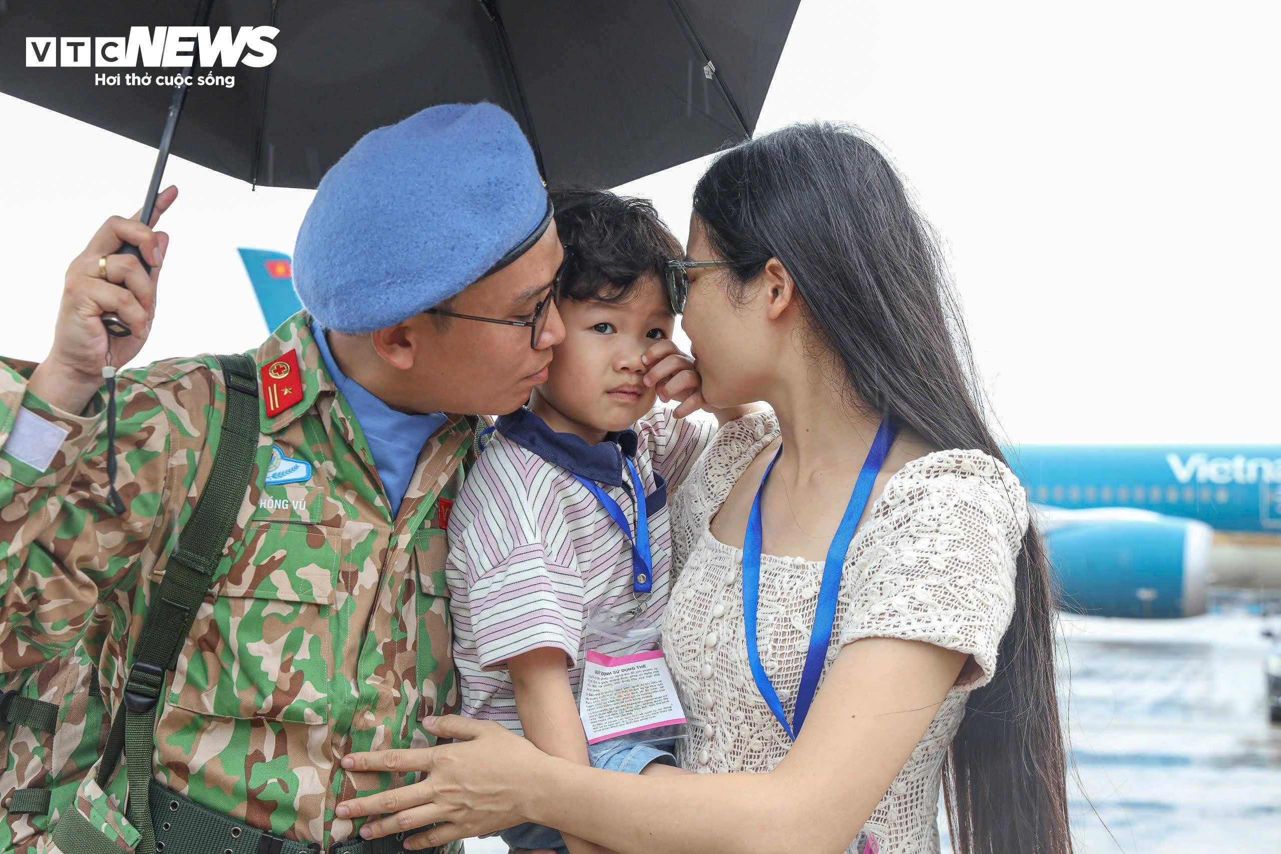 Gần 250 cán bộ, chiến sĩ lên đường tham gia gìn giữ hòa bình Liên hợp quốc - 7