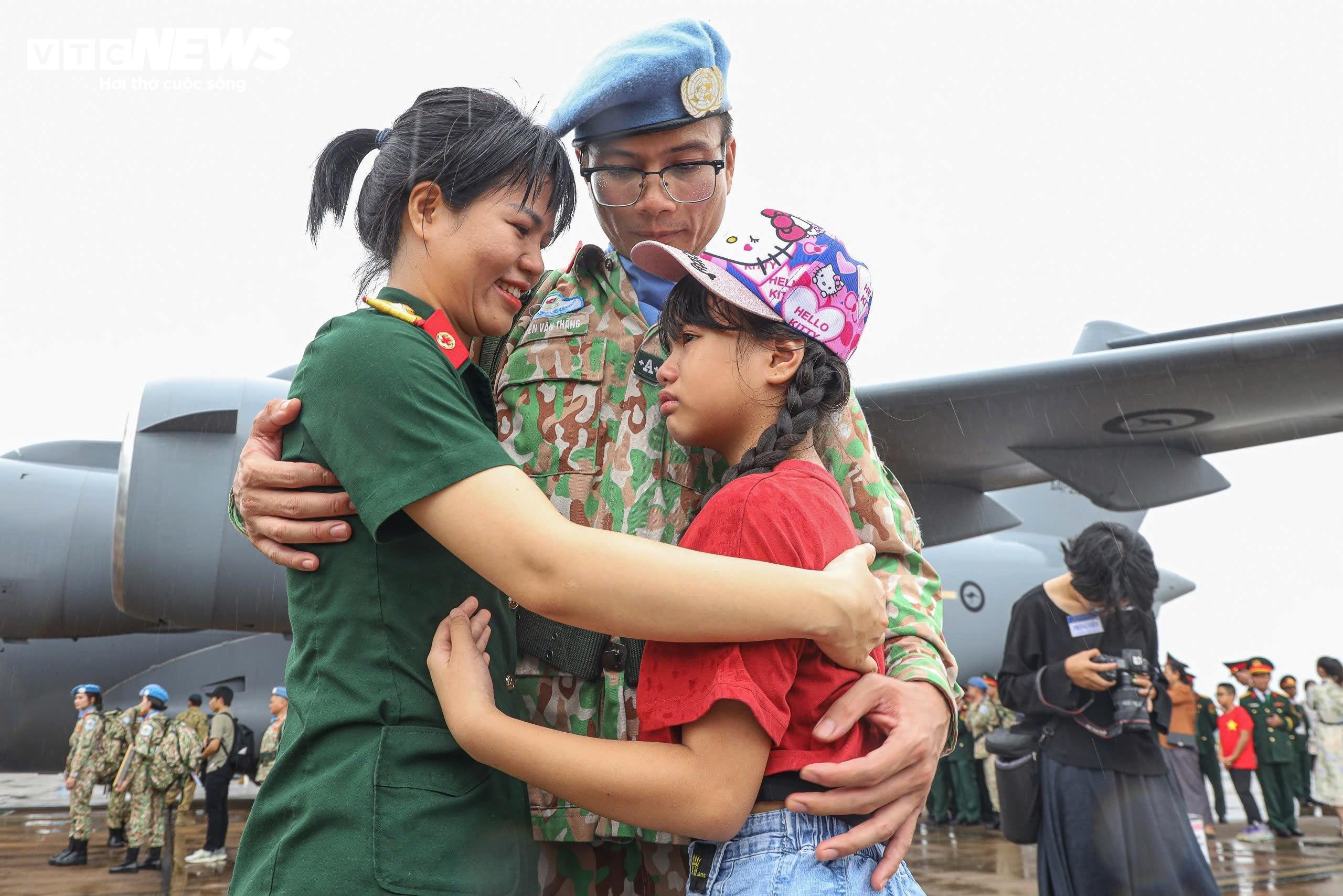 Gần 250 cán bộ, chiến sĩ lên đường tham gia gìn giữ hòa bình Liên hợp quốc - 5