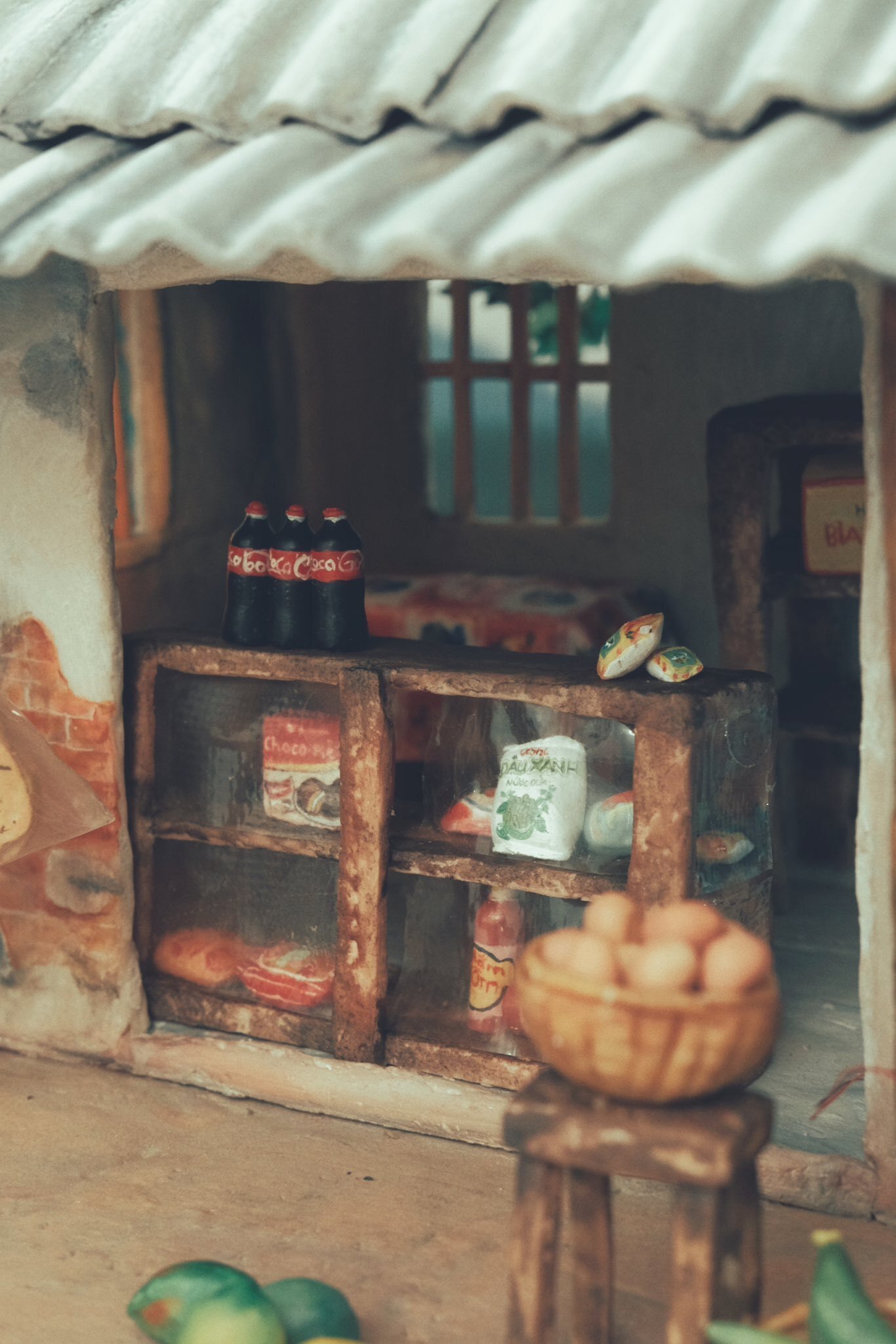 Chiếc bánh trung thu mô phỏng tiệm tạp hóa tuổi thơ khiến dân mạng mê mẩn - 7