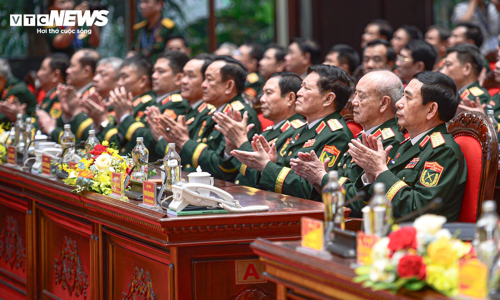 Toàn cảnh Đại hội Thi đua Quyết thắng toàn quân lần thứ XI - 4