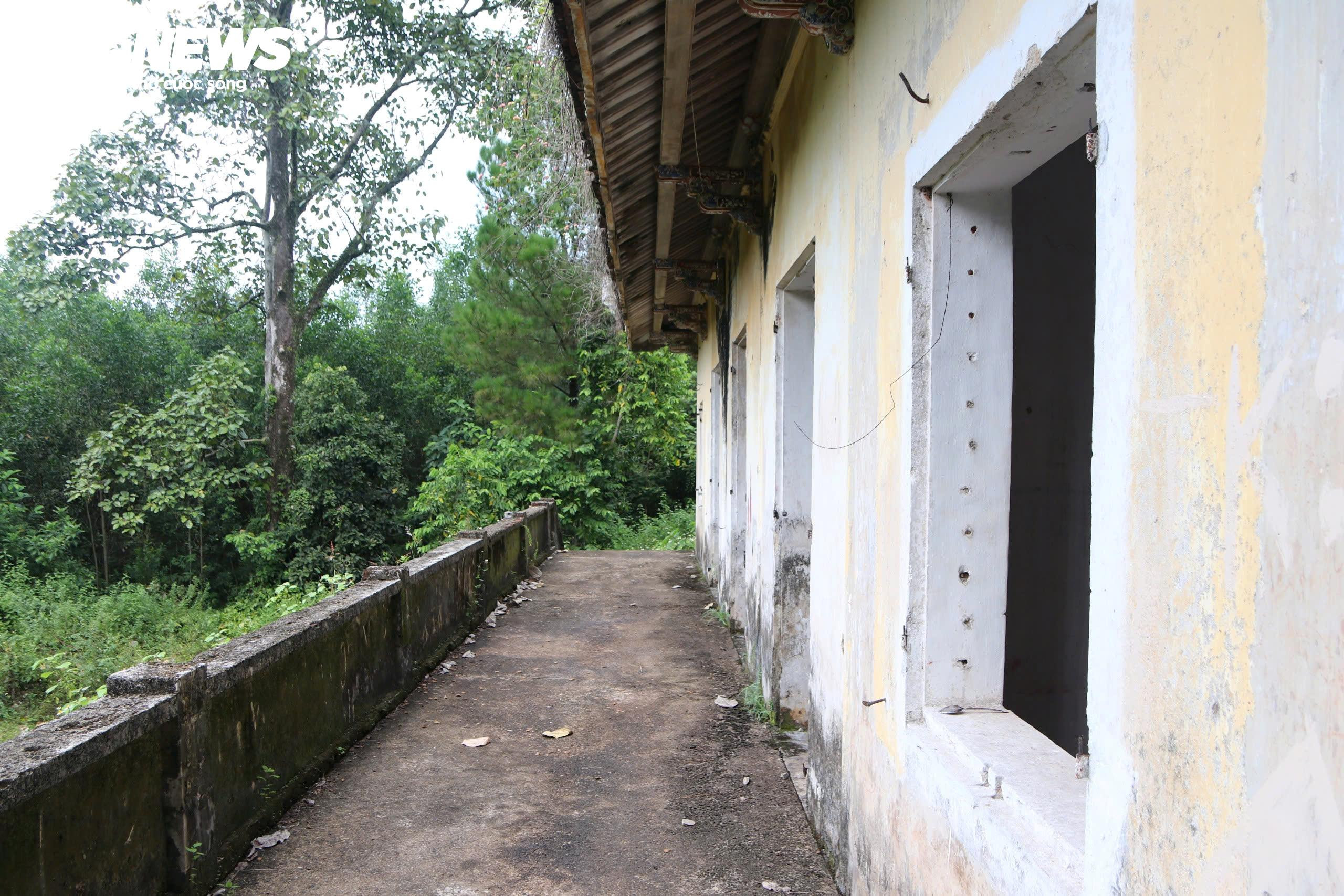 Chưa được cấp kinh phí, di tích nhà 'bạo chúa miền Trung' tiếp tục hoang lạnh - 8