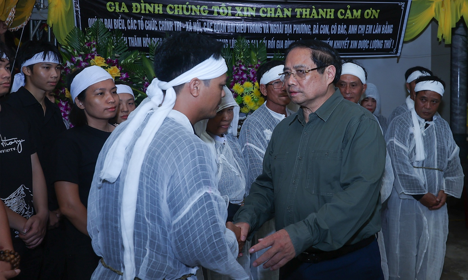 Tang thương miền Bắc sau bão số 10 - 1