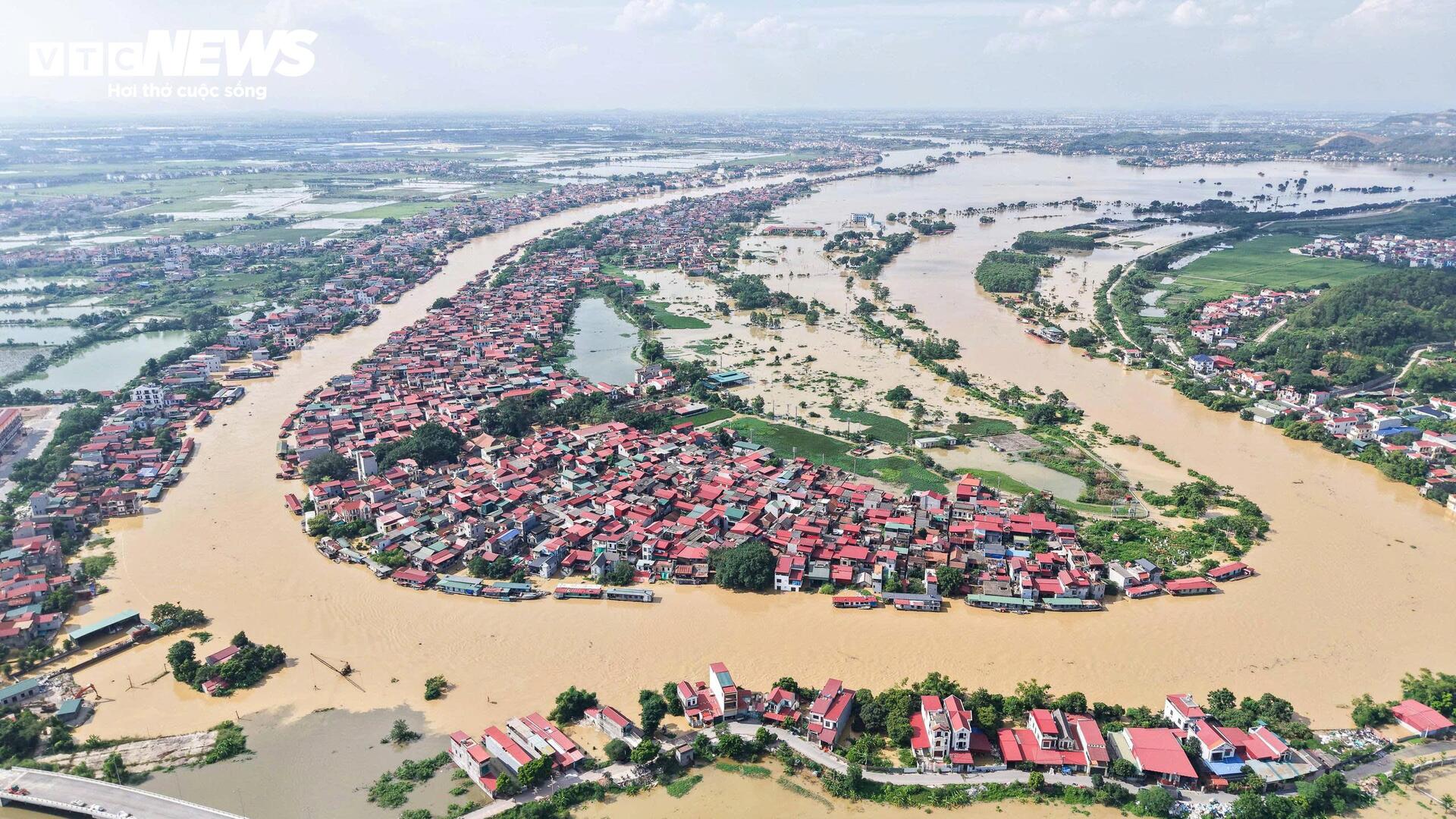 Lũ sông Cầu dâng cao, hơn 8.000 người dân ở Bắc Ninh bị cô lập - 10