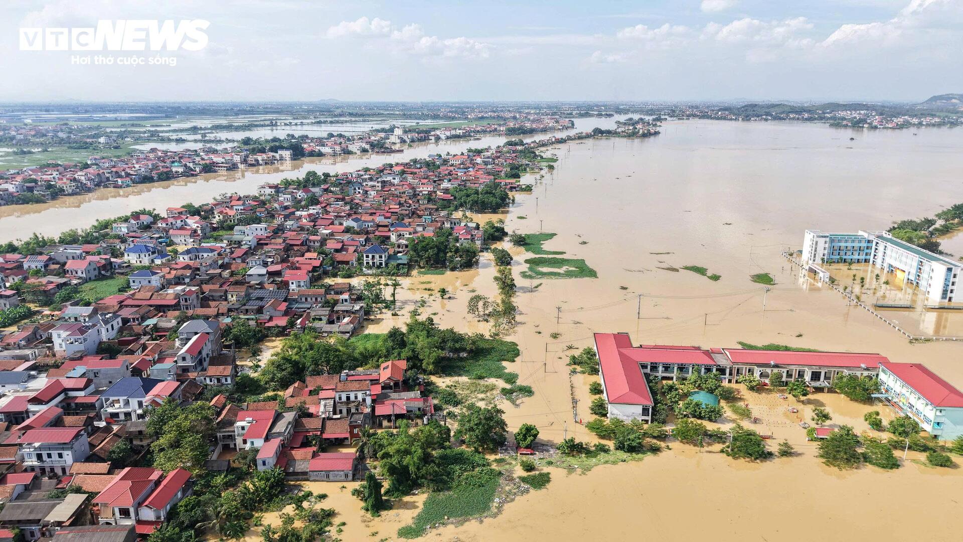 Lũ sông Cầu dâng cao, hơn 8.000 người dân ở Bắc Ninh bị cô lập - 3