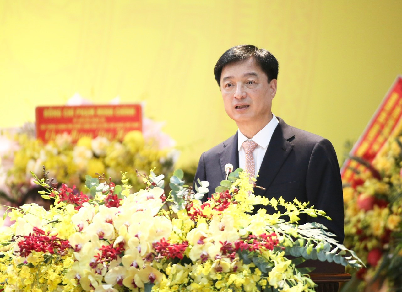 Toàn cảnh Đại hội đại biểu Đảng bộ tỉnh Hưng Yên lần thứ nhất nhiệm kỳ 2025-2030 - 2