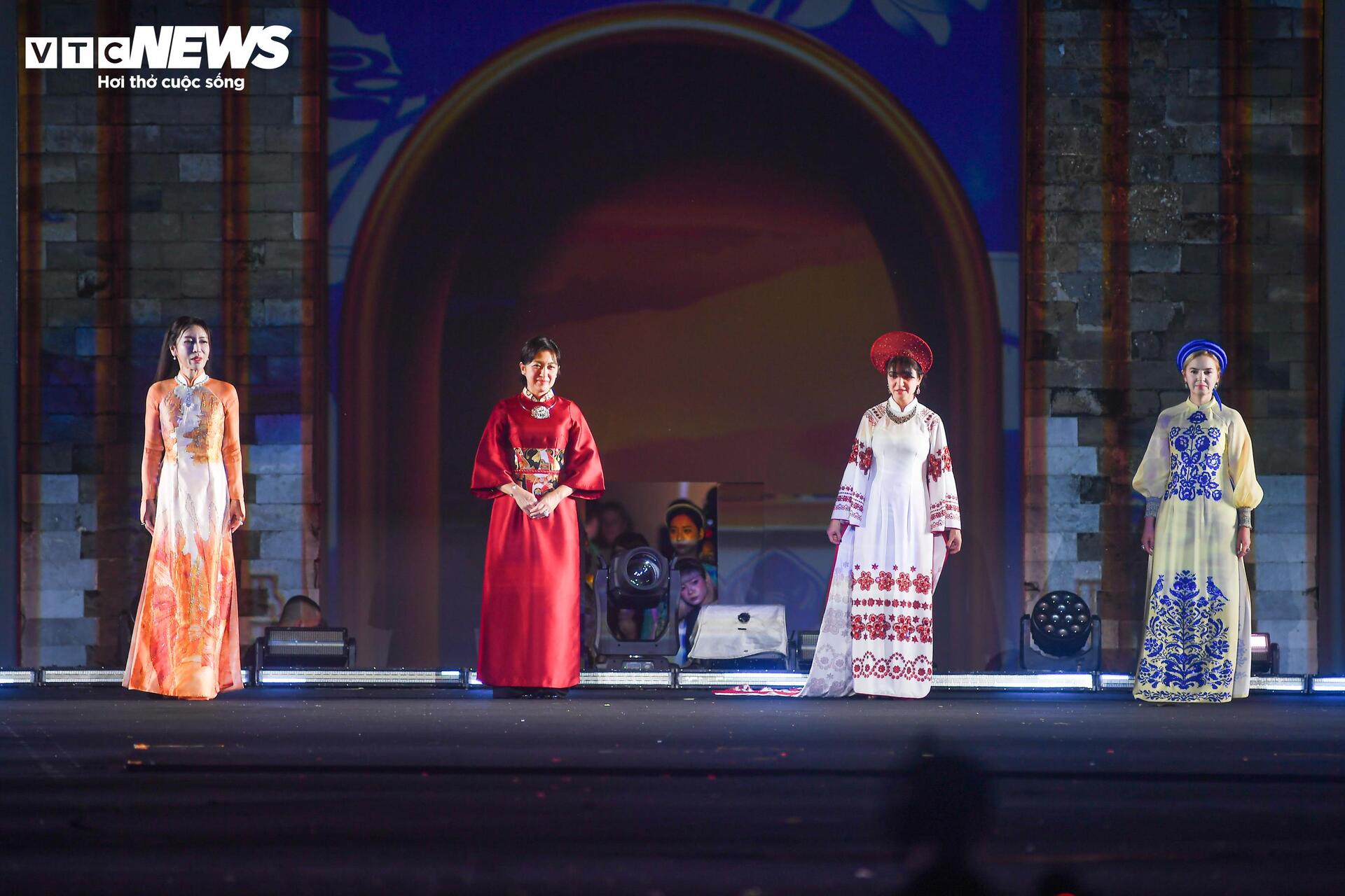 'Heritage Footsteps': A place to gather and spread world cultural values ​​- 13