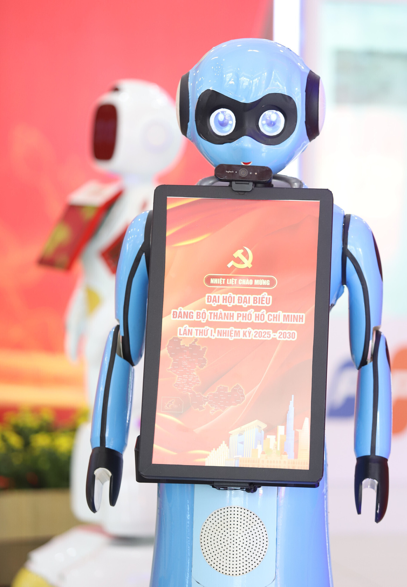 Robot, UAV, công nghệ AI hội tụ về triển lãm chào mừng Đại hội Đảng bộ TP.HCM - 3