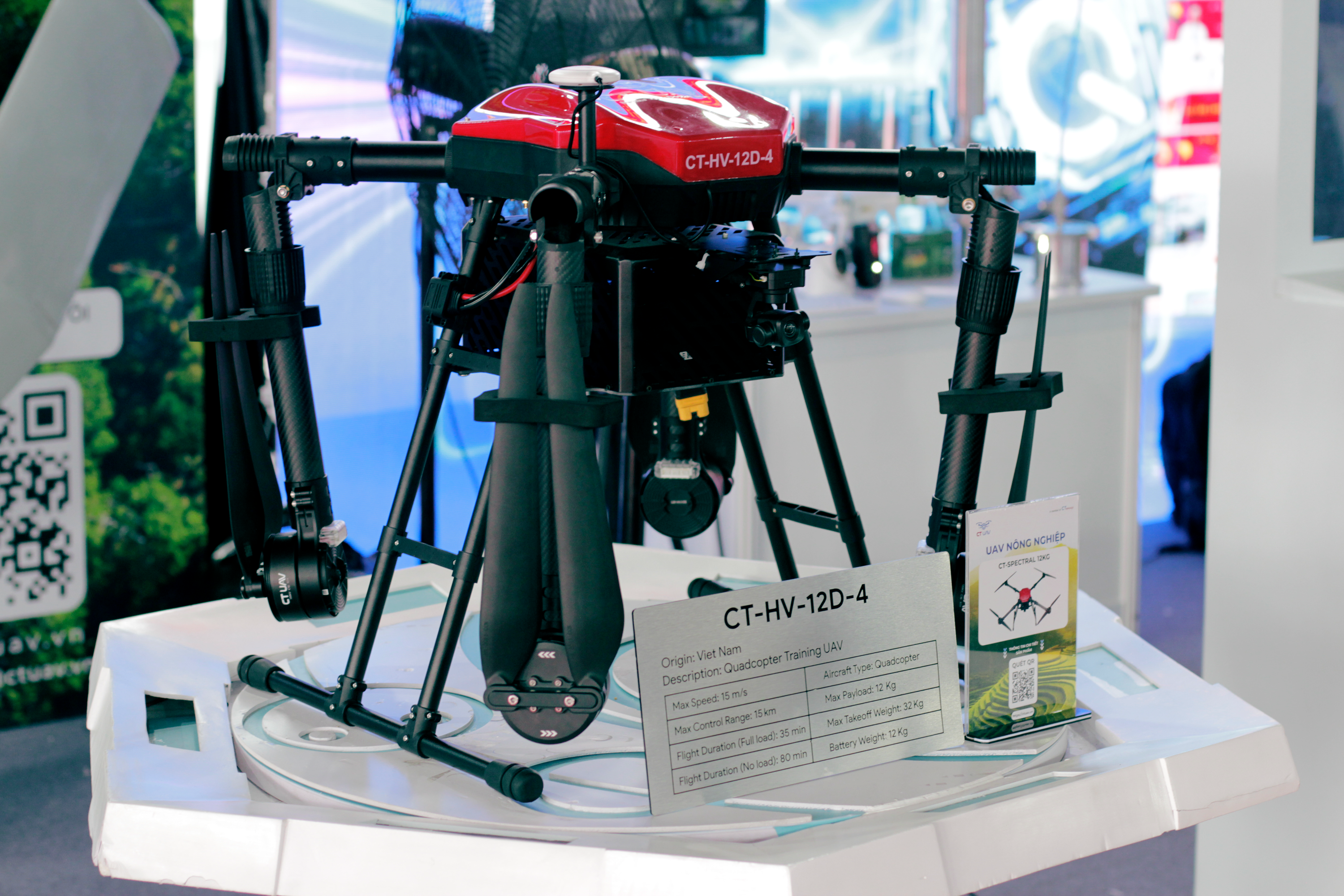 Robot, UAV, công nghệ AI hội tụ về triển lãm chào mừng Đại hội Đảng bộ TP.HCM - 6