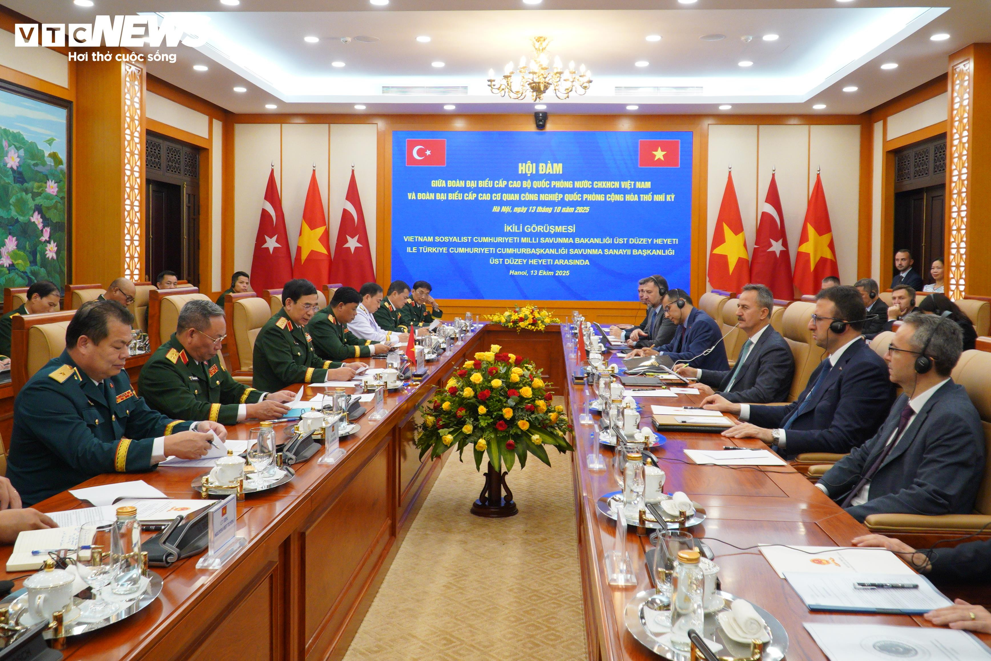 Đại tướng Phan Văn Giang tiếp Chủ tịch Cơ quan Công nghiệp quốc phòng Thổ Nhĩ Kỳ - 8