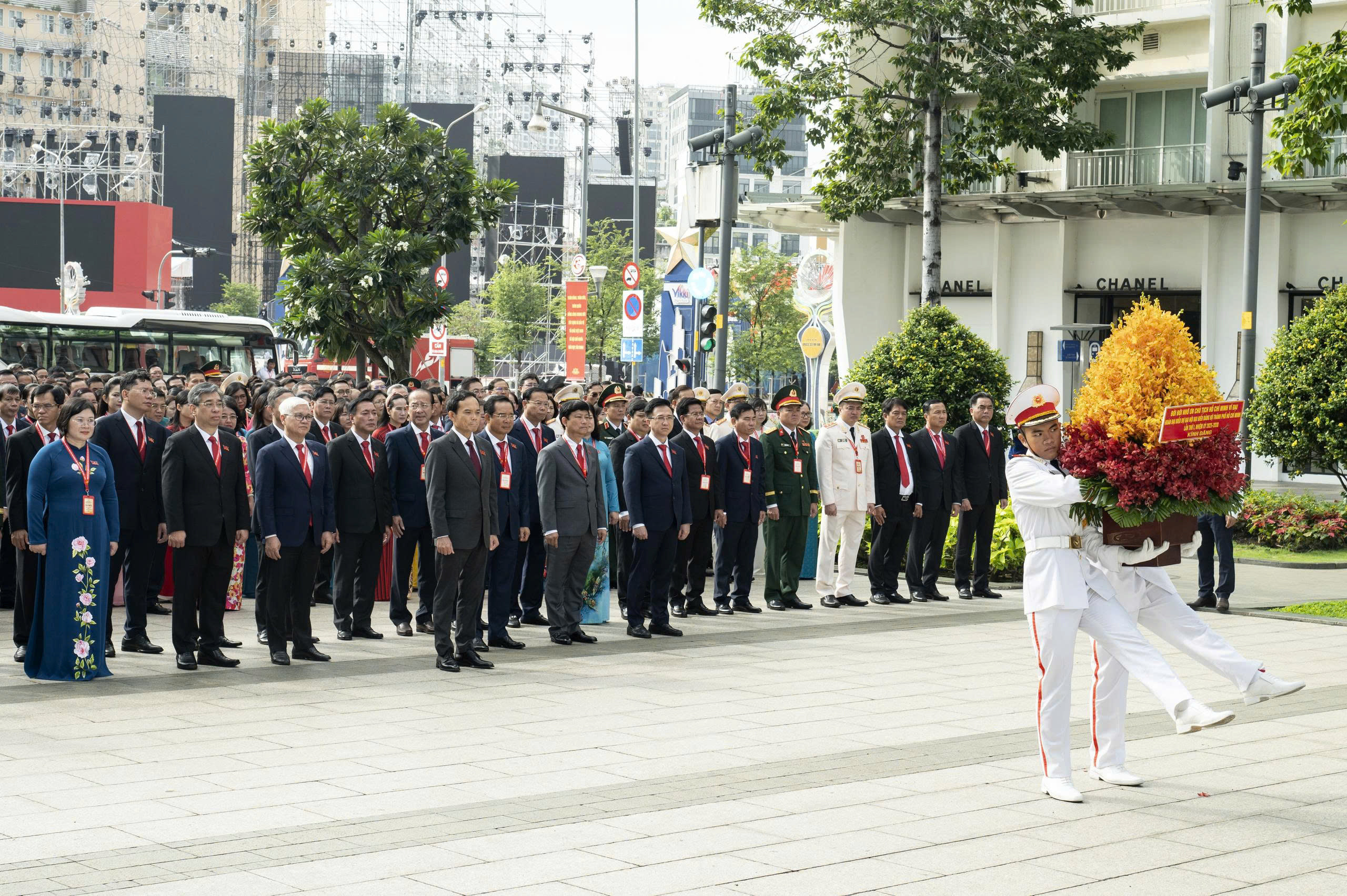 Toàn cảnh phiên trù bị Đại hội Đại biểu Đảng bộ TP.HCM nhiệm kỳ 2025 - 2030 - 2