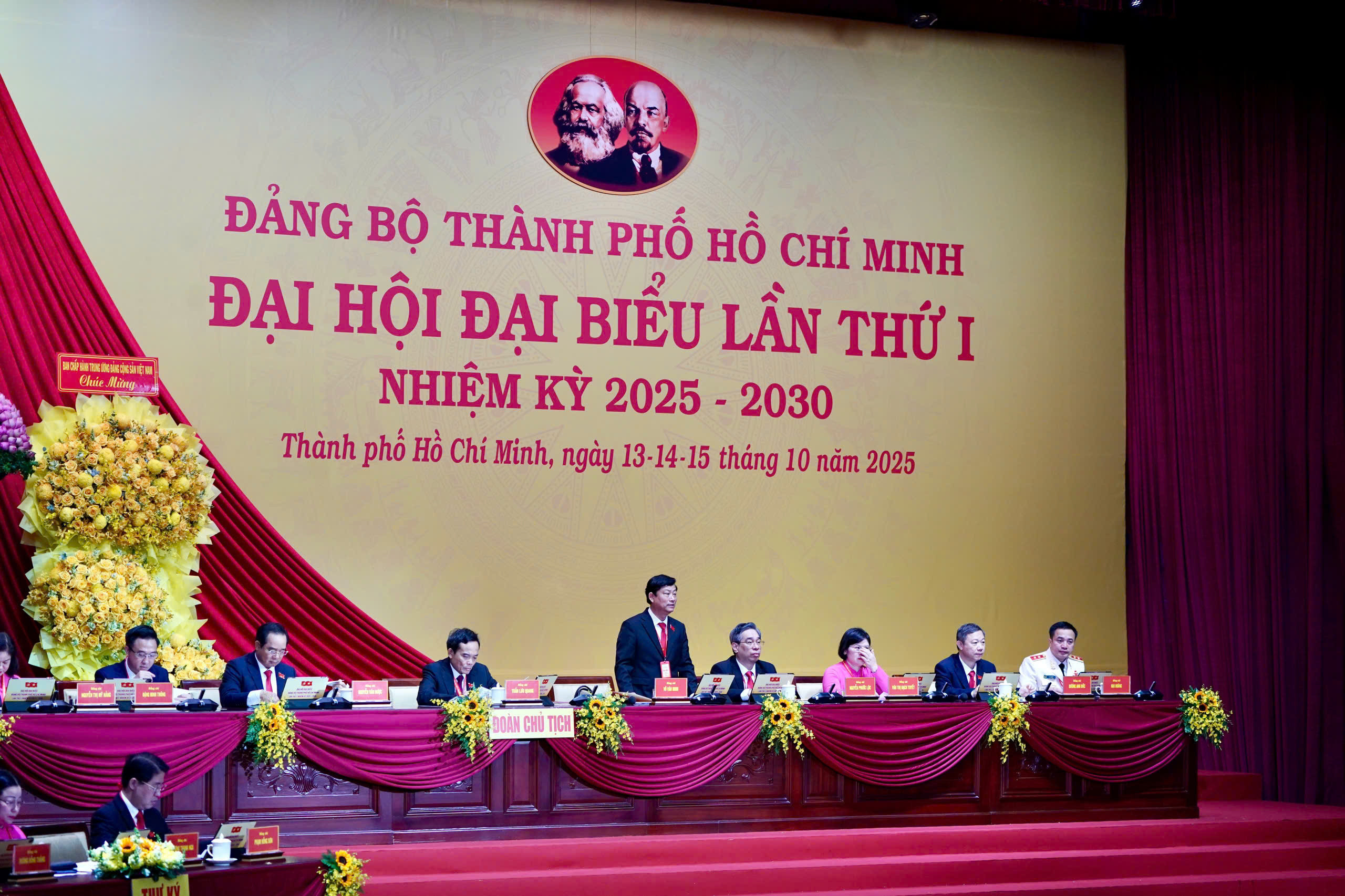 Nhìn lại toàn cảnh Đại hội Đảng bộ TP.HCM lần thứ I, nhiệm kỳ 2025-2030 - 3
