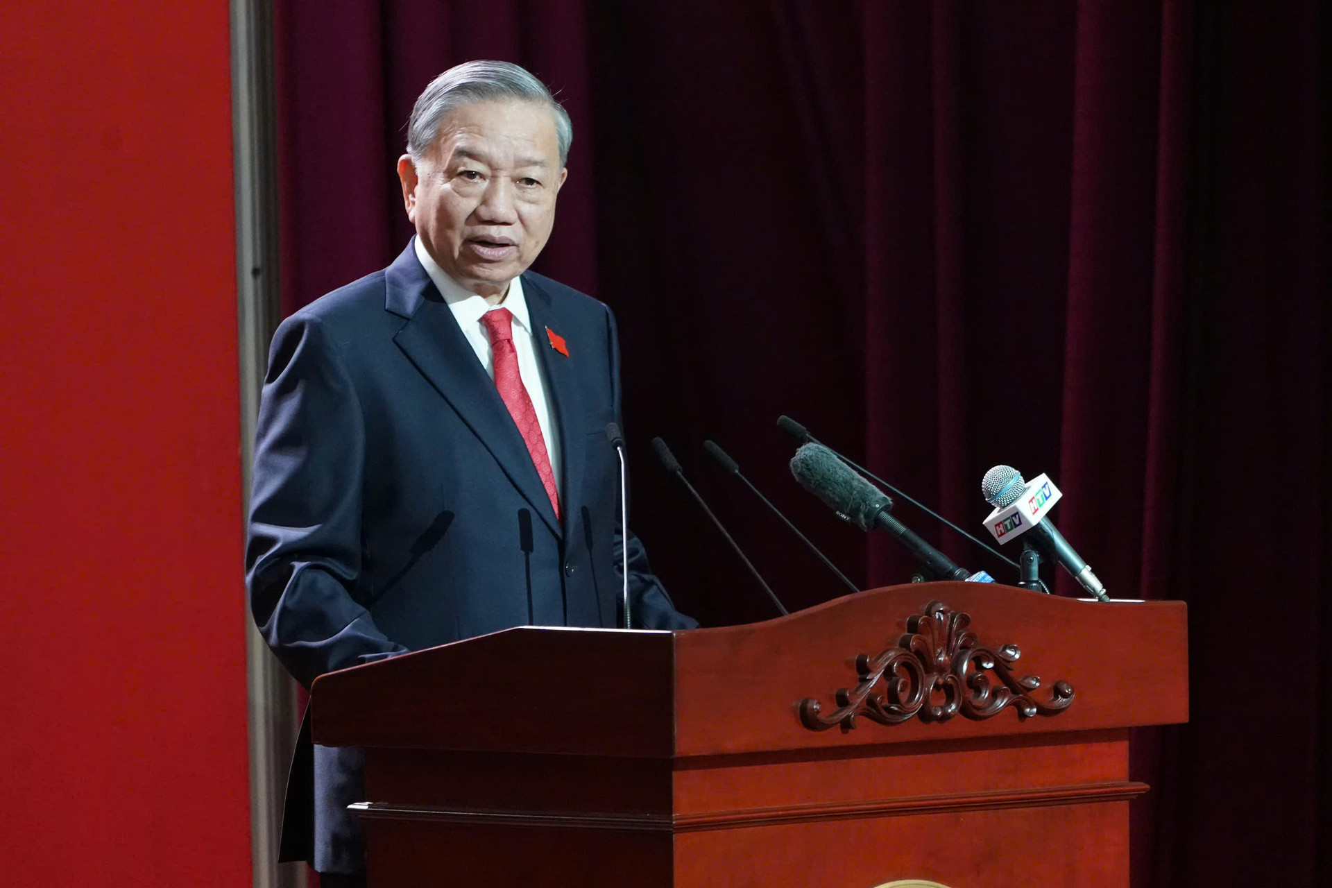 Nhìn lại toàn cảnh Đại hội Đảng bộ TP.HCM lần thứ I, nhiệm kỳ 2025-2030 - 7