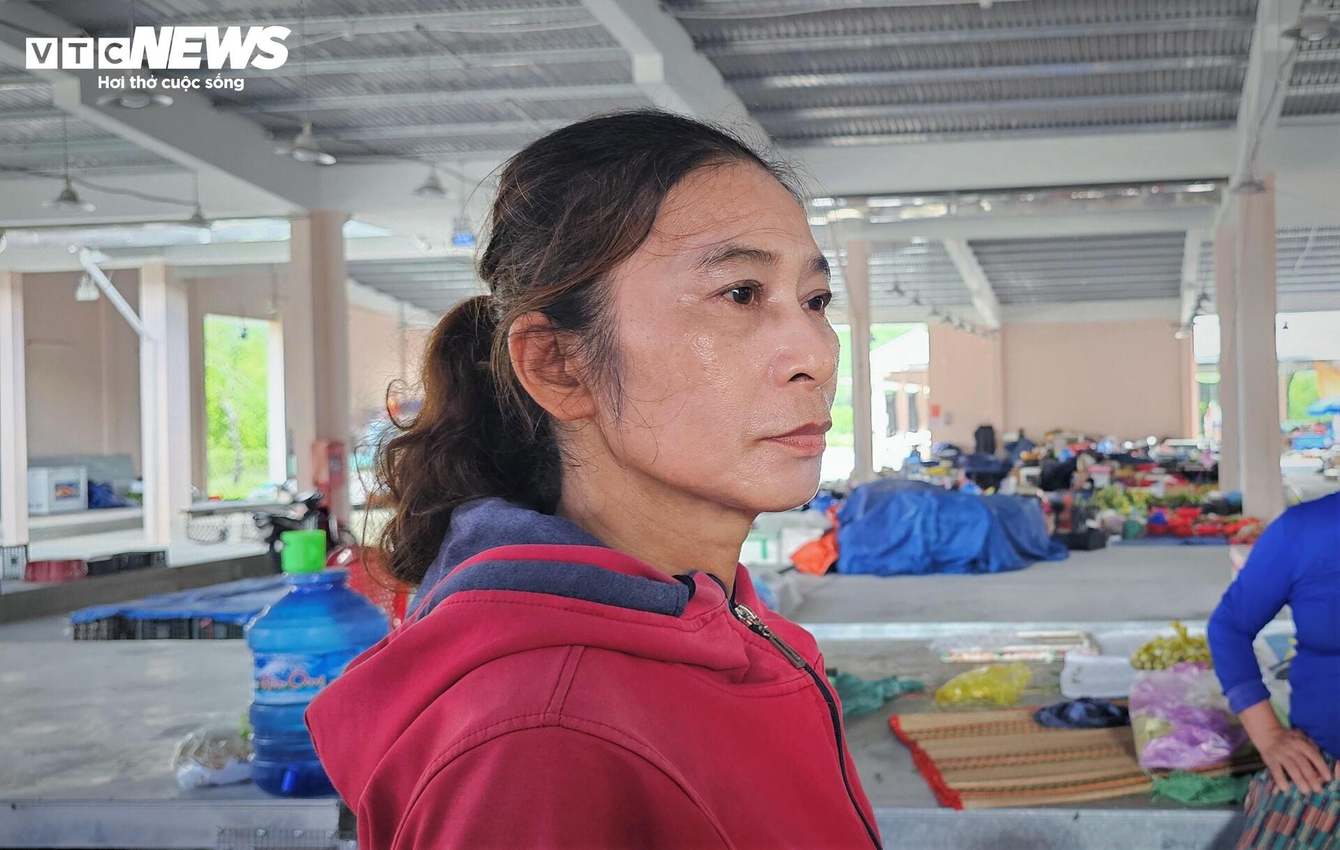 Những khu chợ tiền tỷ tại Gia Lai: Vắng bóng người mua, lưa thưa người bán - 8