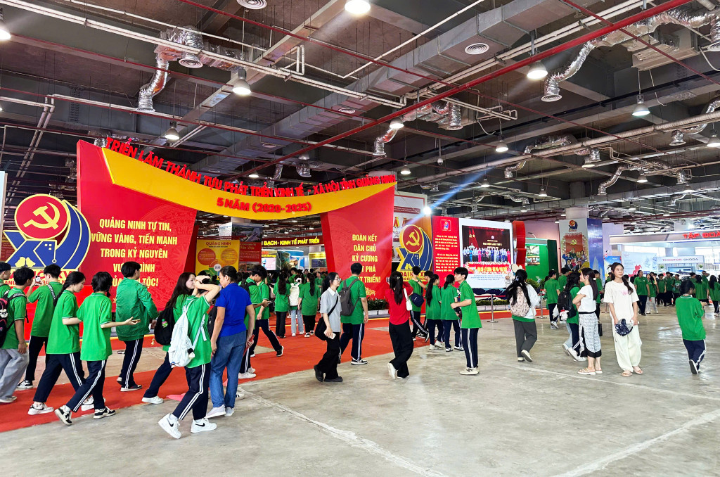 Triển lãm thành tựu kinh tế - xã hội Quảng Ninh: Khẳng định tầm vóc, vị thế mới - 7