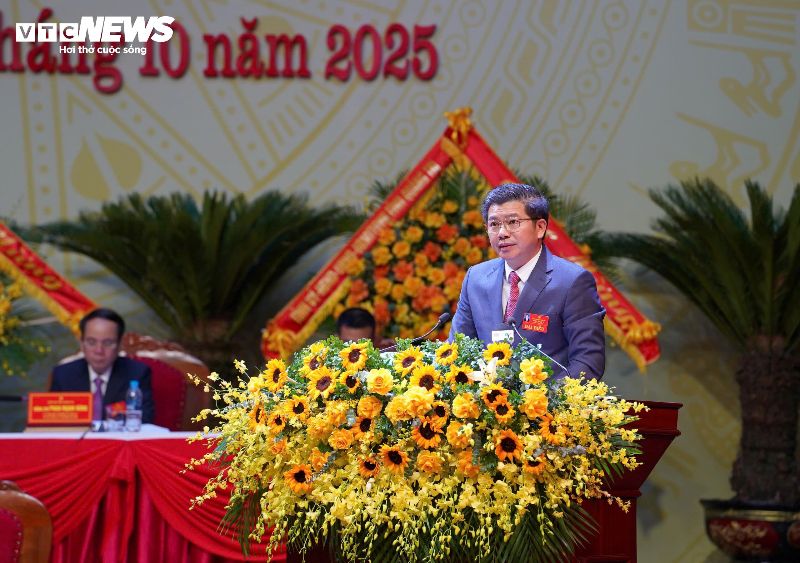 Toàn cảnh Đại hội đại biểu Đảng bộ tỉnh Quảng Trị nhiệm kỳ 2025 - 2030 - 8