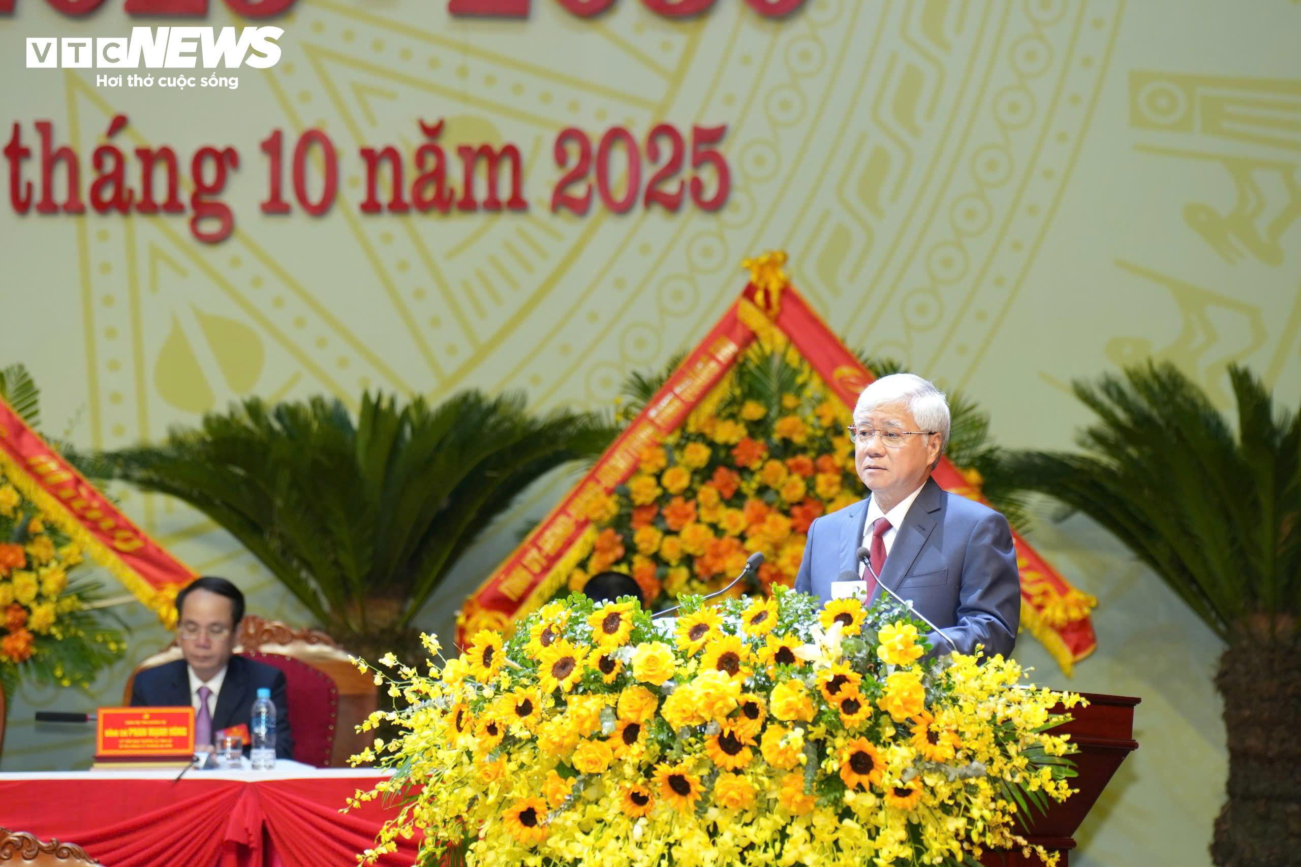 Toàn cảnh Đại hội đại biểu Đảng bộ tỉnh Quảng Trị nhiệm kỳ 2025 - 2030 - 2