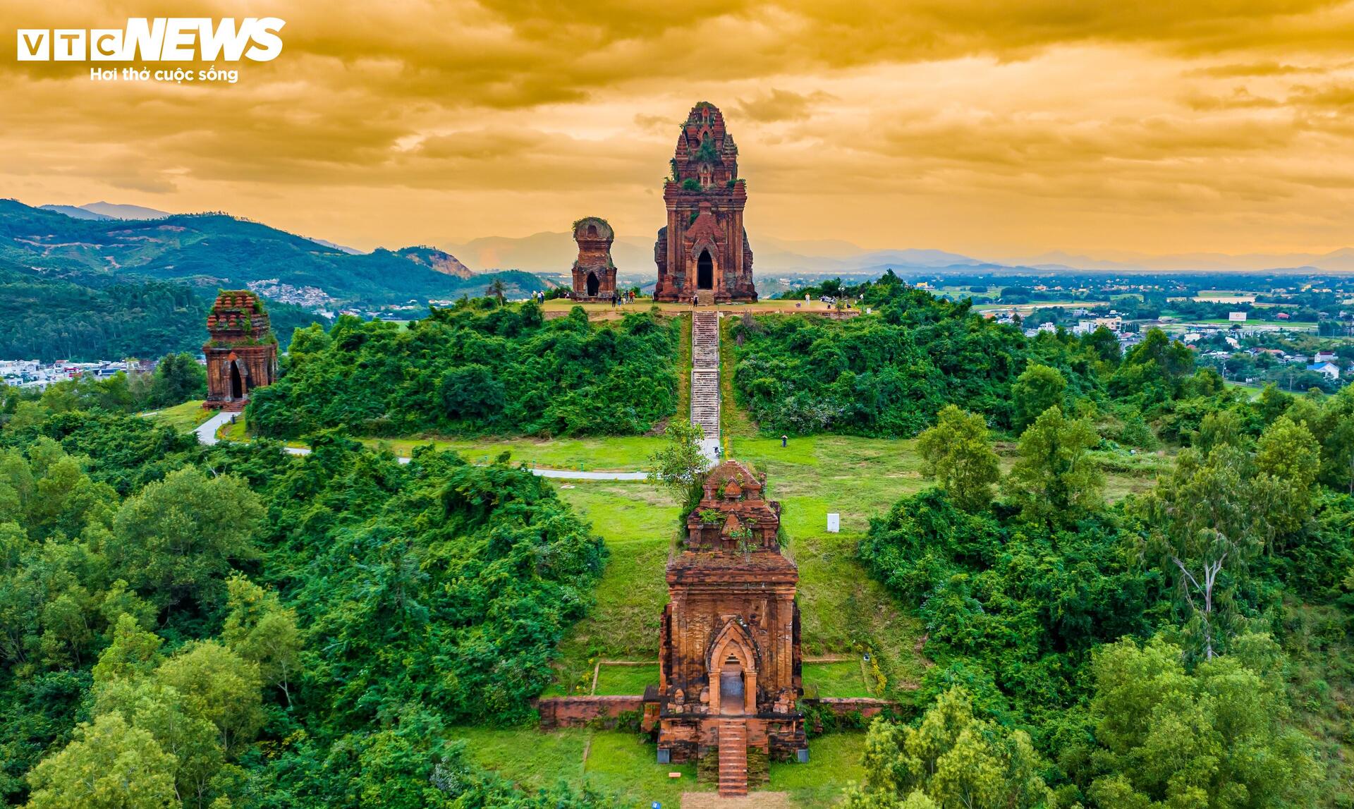 Ngắm phố biển của Việt Nam lọt top điểm đến hàng đầu thế giới năm 2026 Ngắm phố biển của Việt Nam lọt top điểm đến hàng đầu thế giới năm 2026 - 14