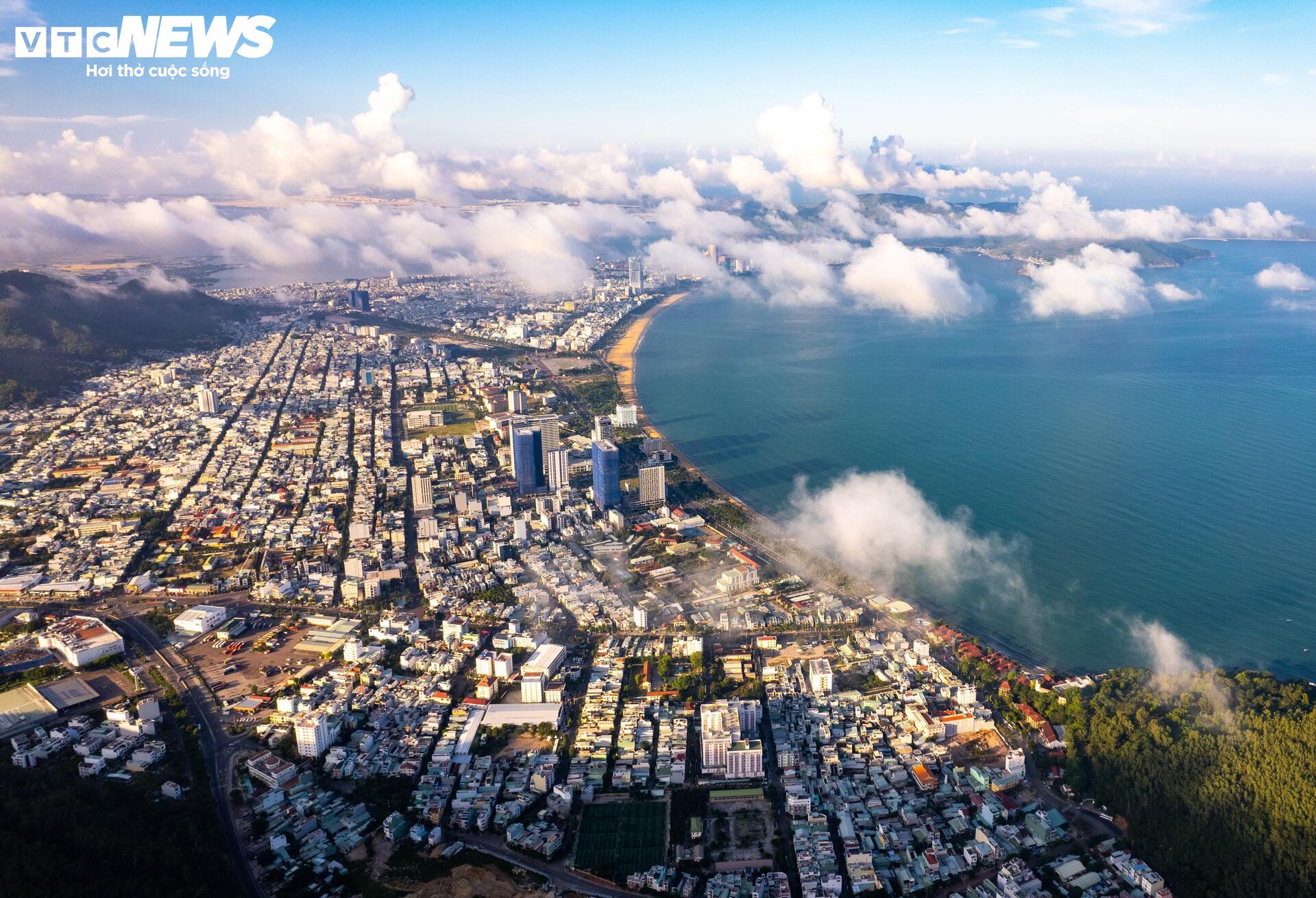 Ngắm phố biển của Việt Nam lọt top điểm đến hàng đầu thế giới năm 2026 Ngắm phố biển của Việt Nam lọt top điểm đến hàng đầu thế giới năm 2026 - 2