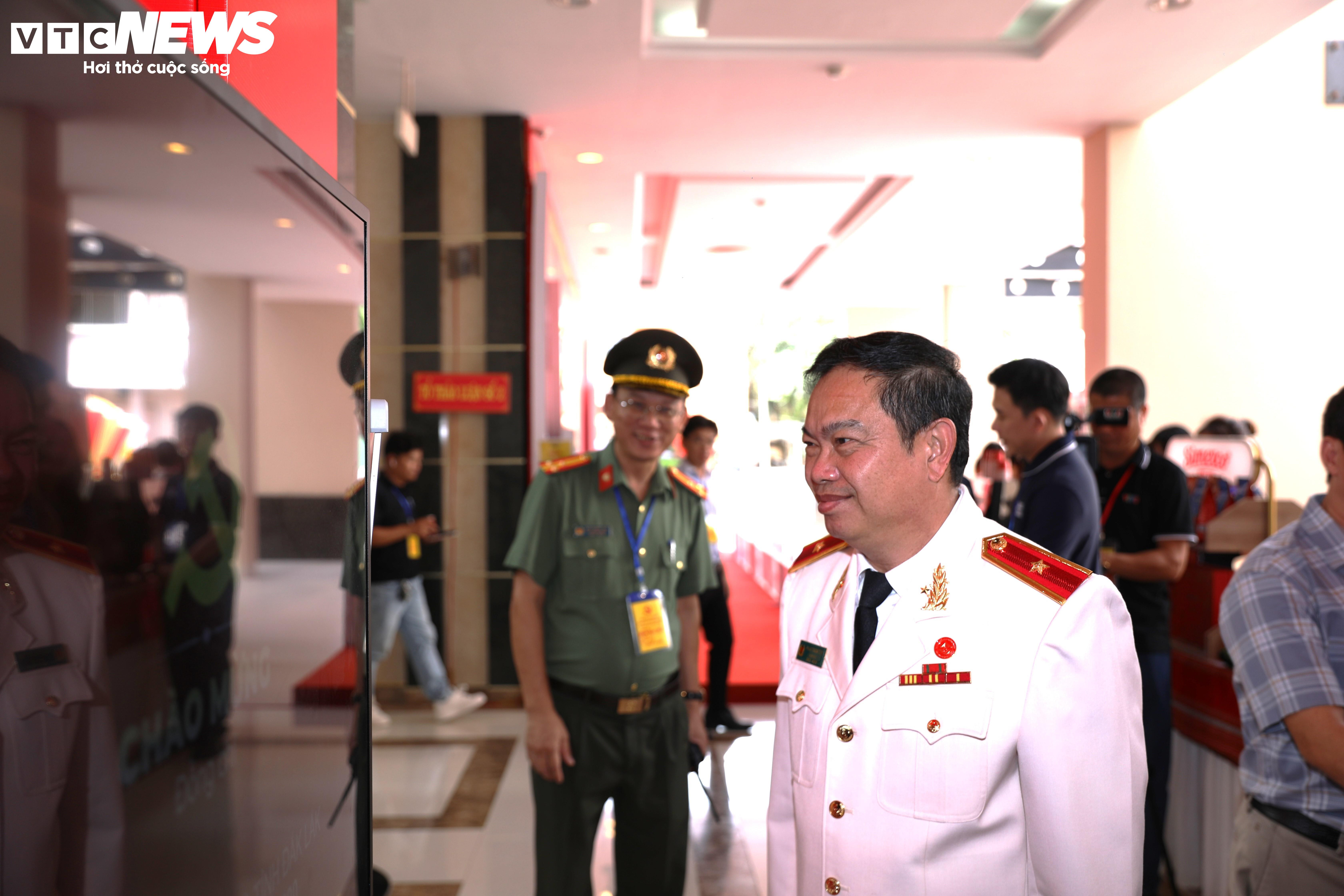 Đại hội Đảng bộ tỉnh Đắk Lắk lần thứ I hướng tới phát triển nhanh, bền vững - 7