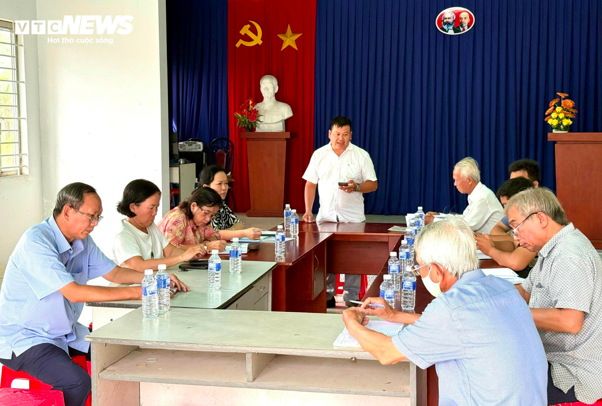 Chi bộ trong lòng họ đạo - Nơi ‘ý Đảng’ gặp ‘lòng dân’ - 1