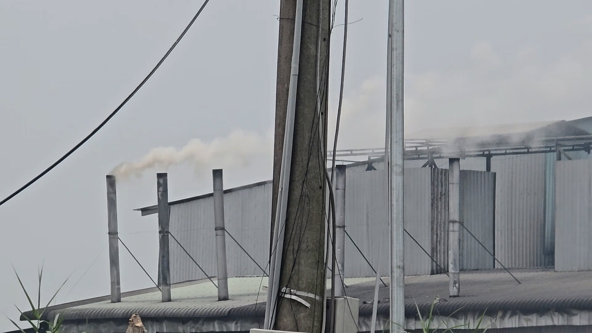 Về thủ phủ công khai dựng xưởng, nổi lửa ‘nấu’ dầu diesel bằng nhớt thải - 5