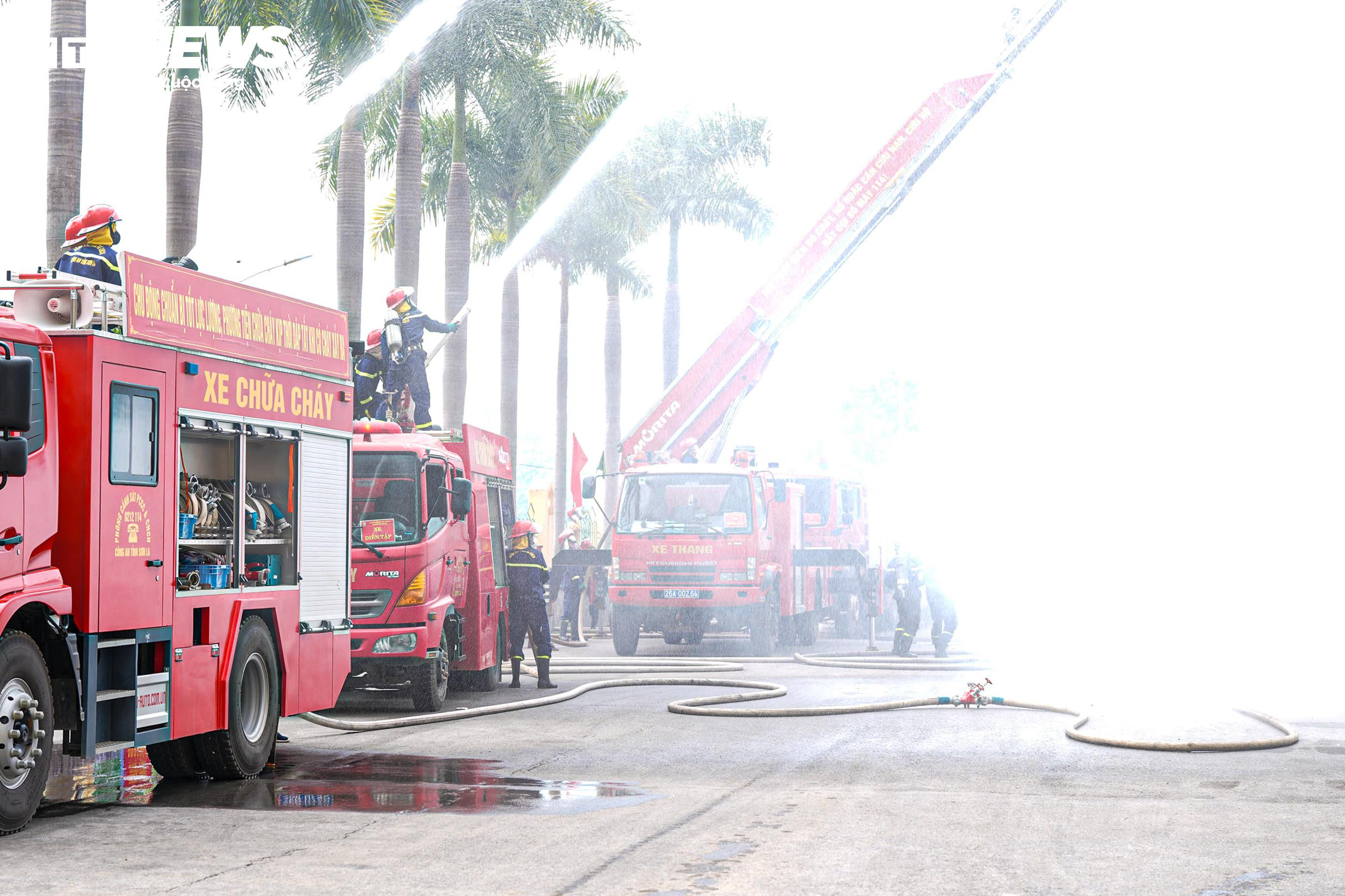 Hơn 550 người diễn tập chữa cháy, cứu người mắc kẹt trong hầm thủy điện - 5