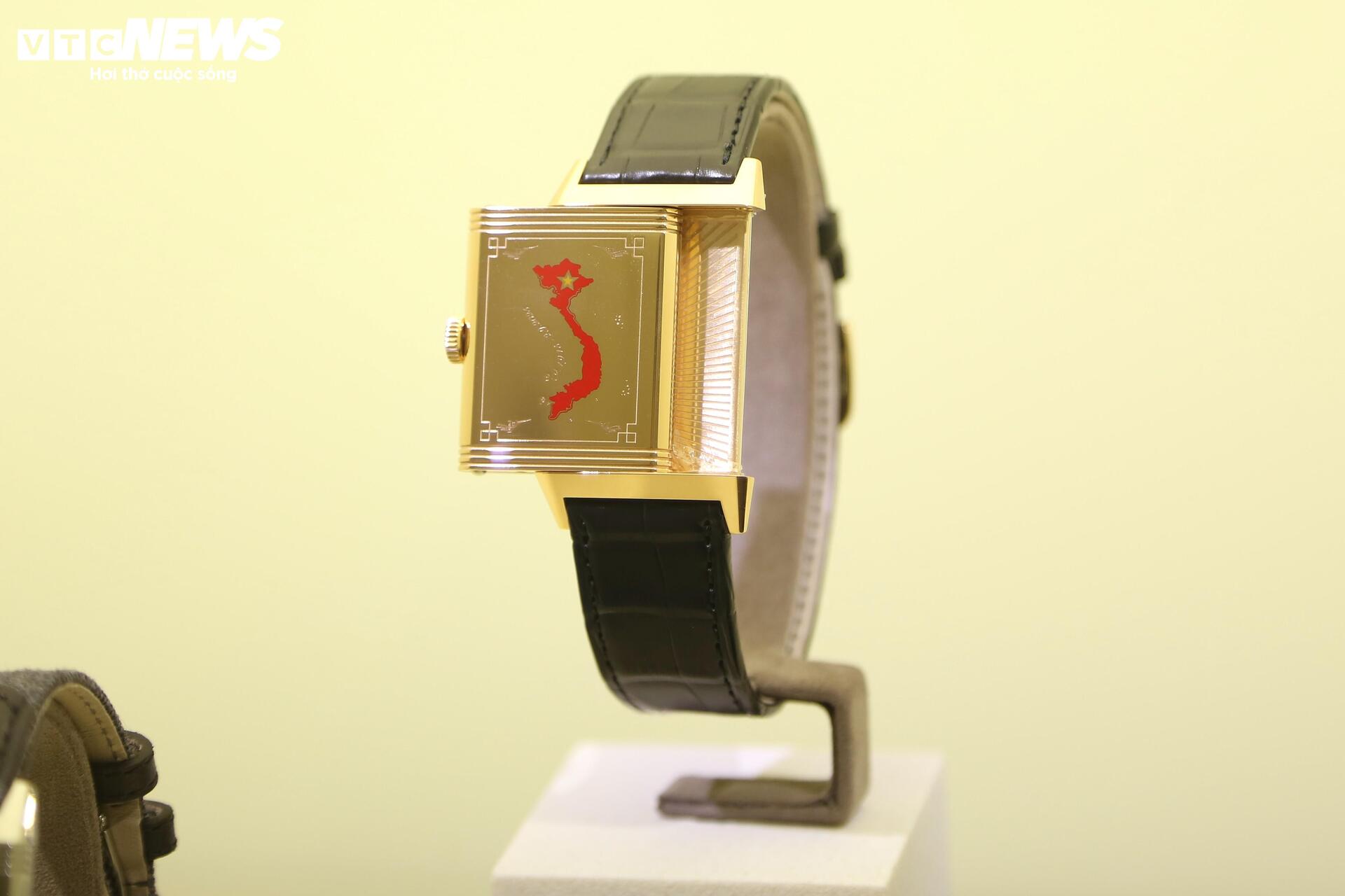 Loạt đồng hồ xa xỉ, thế giới chỉ có vài chiếc đang xuất hiện ở Hà Nội - 3