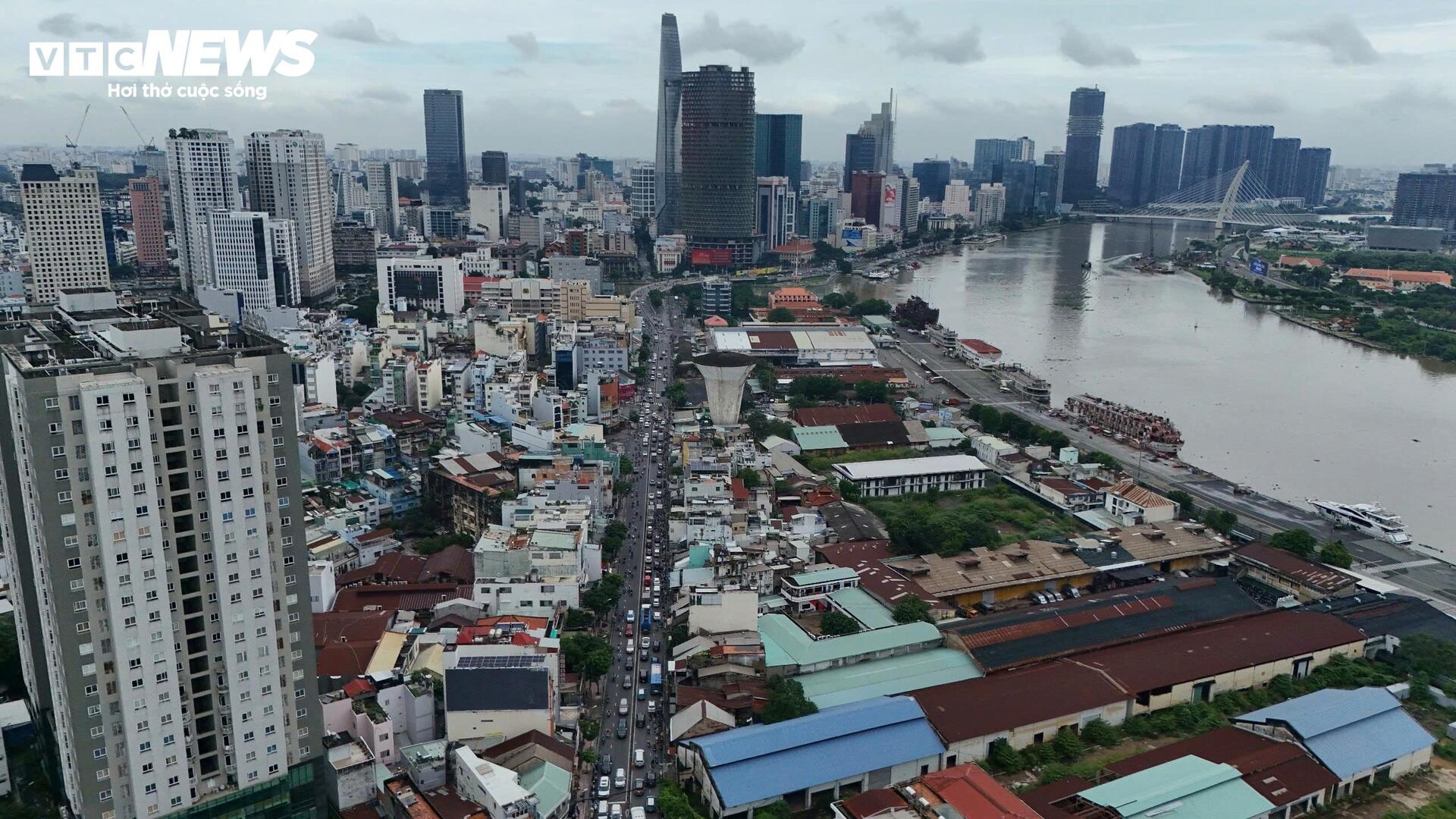 Người dân mong ngóng ngày mở rộng 'tuyến đường ùn tắc nhất TP.HCM' - 1