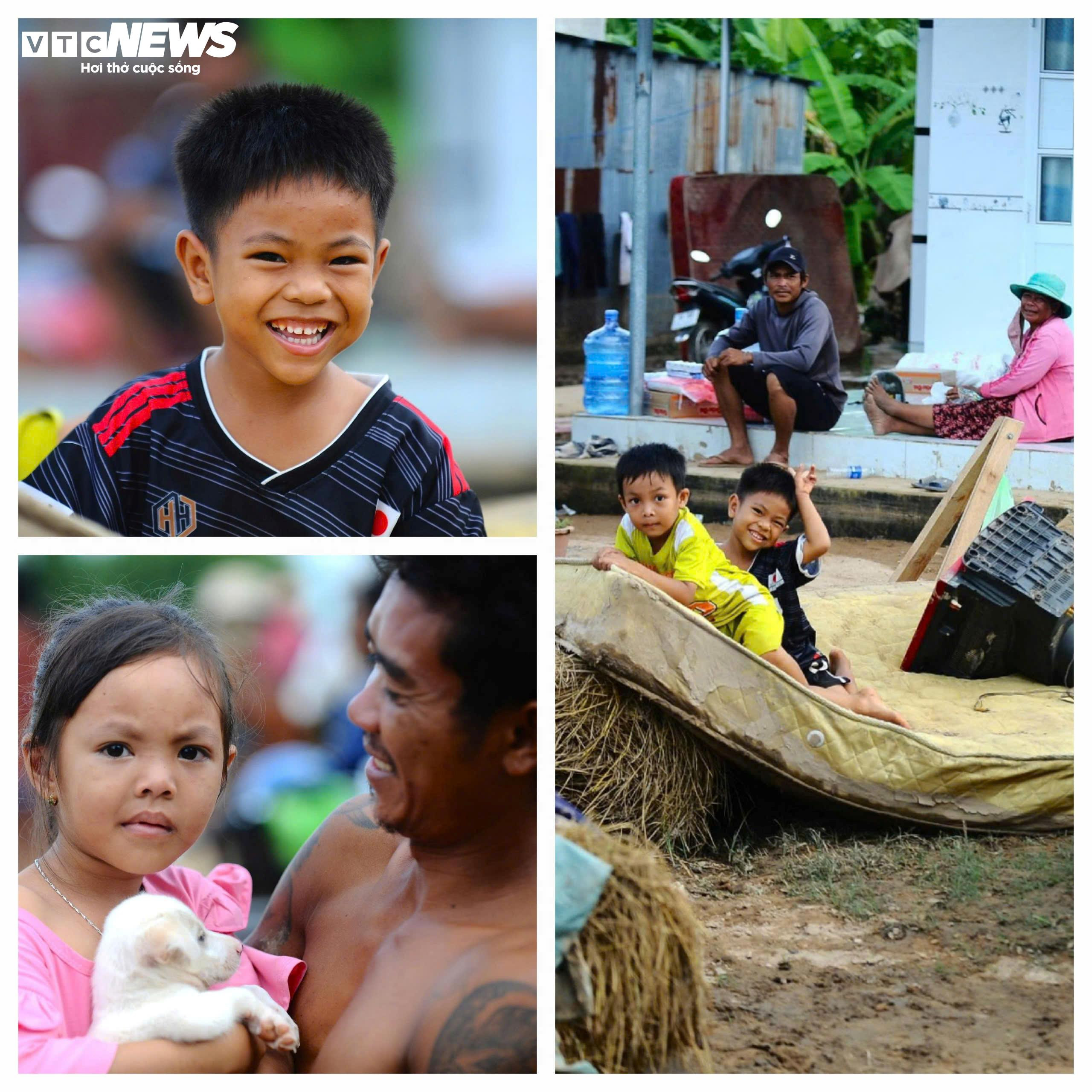 Người dân Lâm Đồng giúp nhau dựng lại từng mái nhà sau sự cố vỡ hồ chứa nước - 13