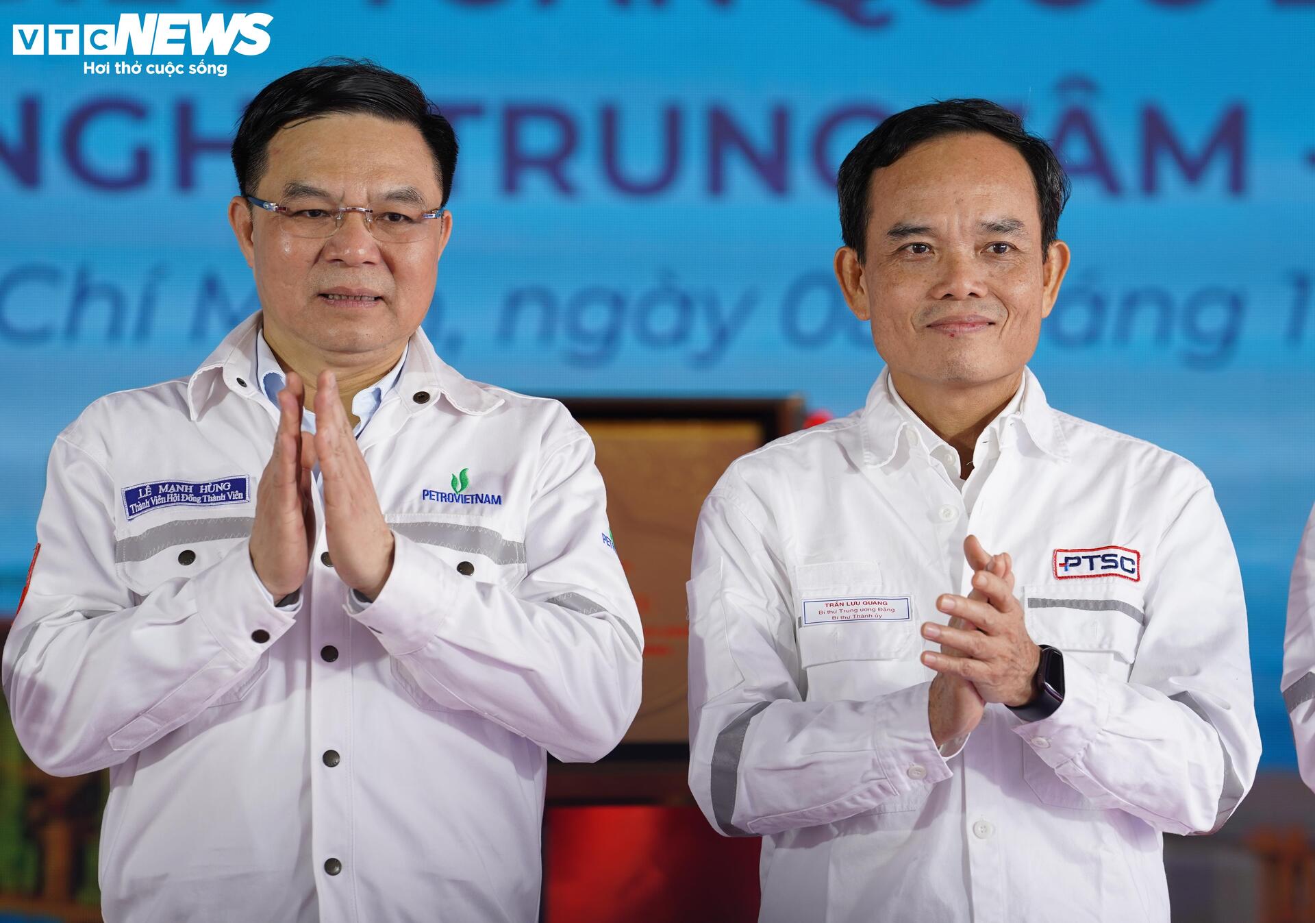 Ho Chi Minh Citys partisekreterare Tran Luu Quang arbetar med Petrovietnam Group - 2