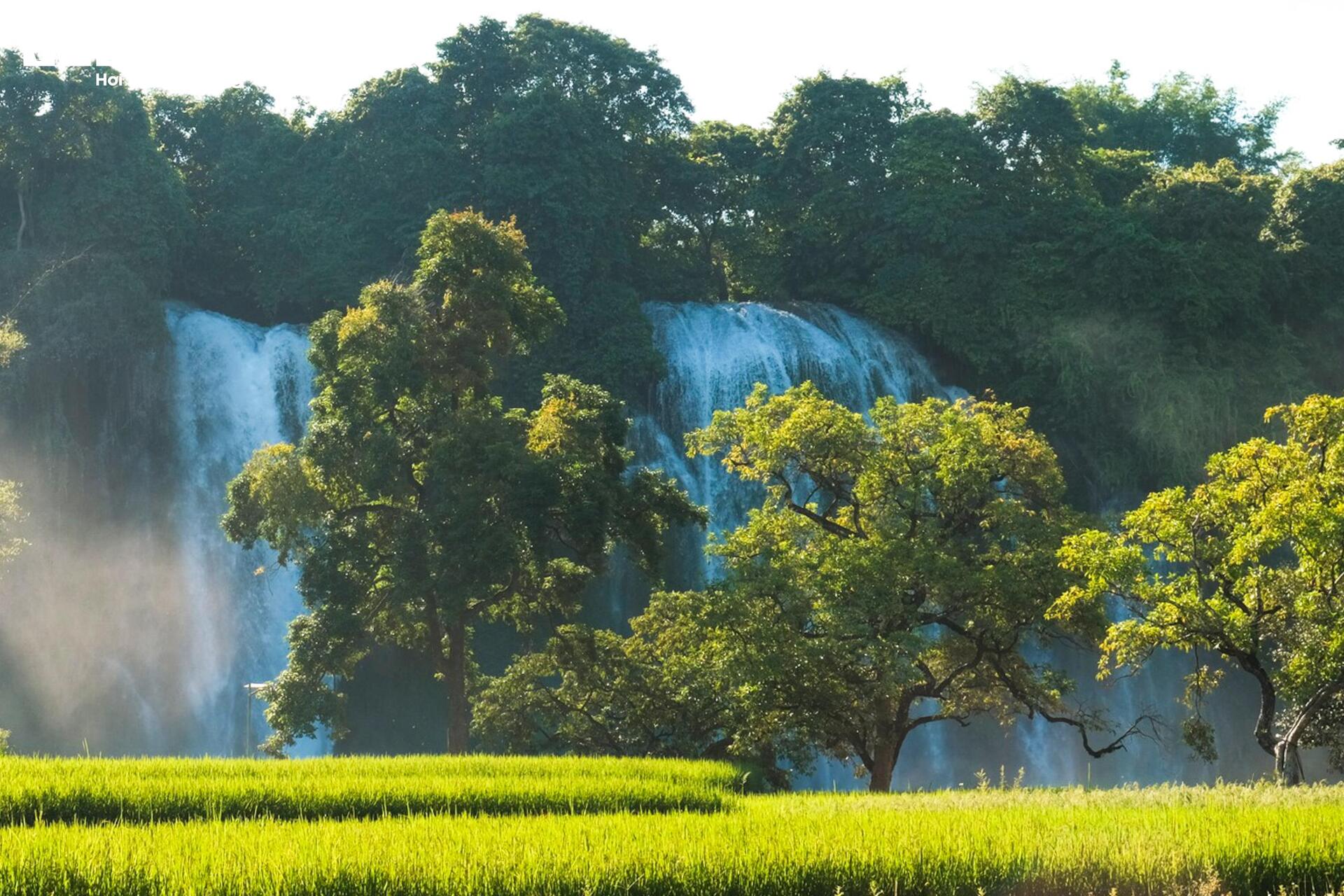 Vẻ hùng vĩ của thác nước lớn nhất Đông Nam Á vào mùa đẹp nhất trong năm - 9