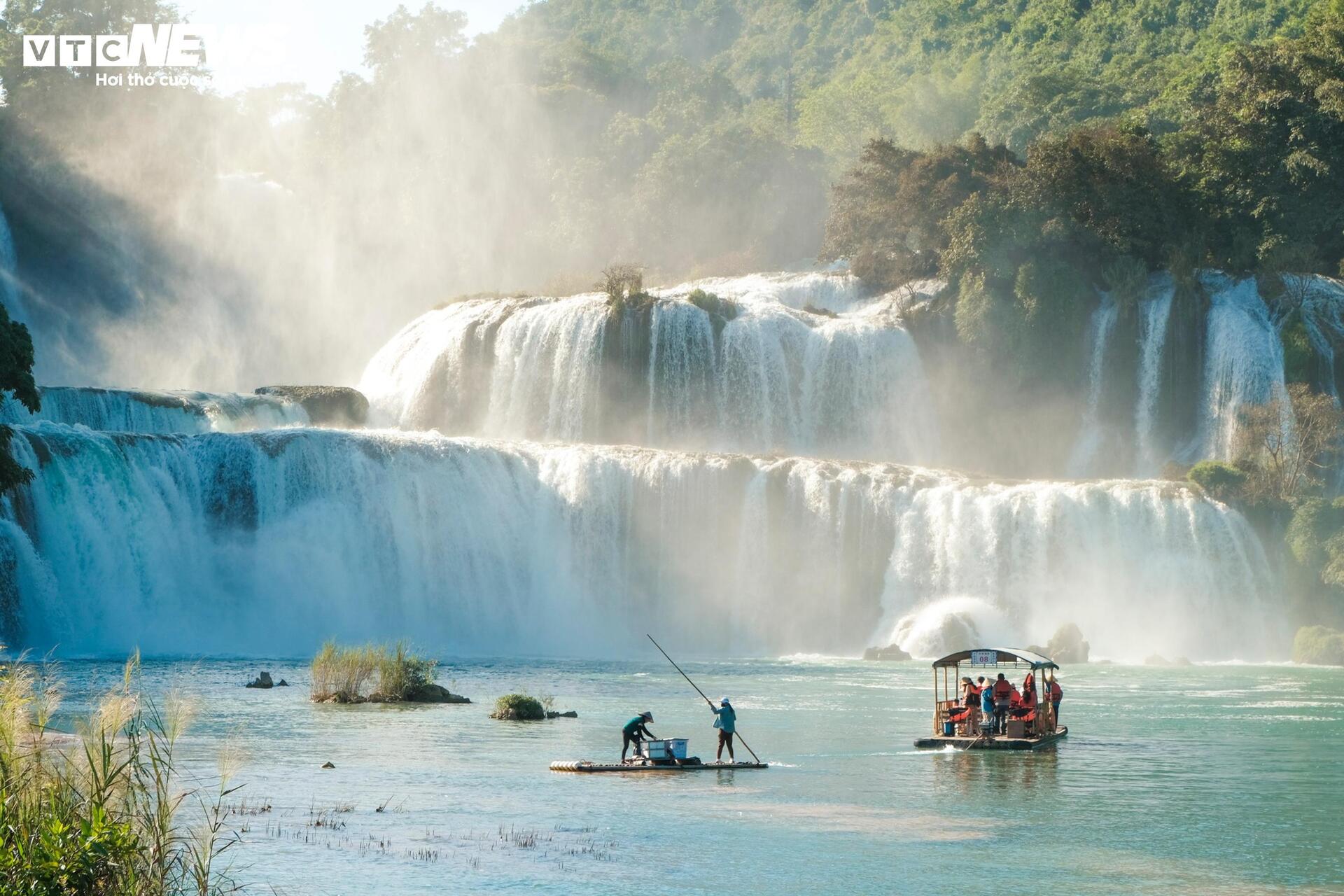 Vẻ hùng vĩ của thác nước lớn nhất Đông Nam Á vào mùa đẹp nhất trong năm - 8