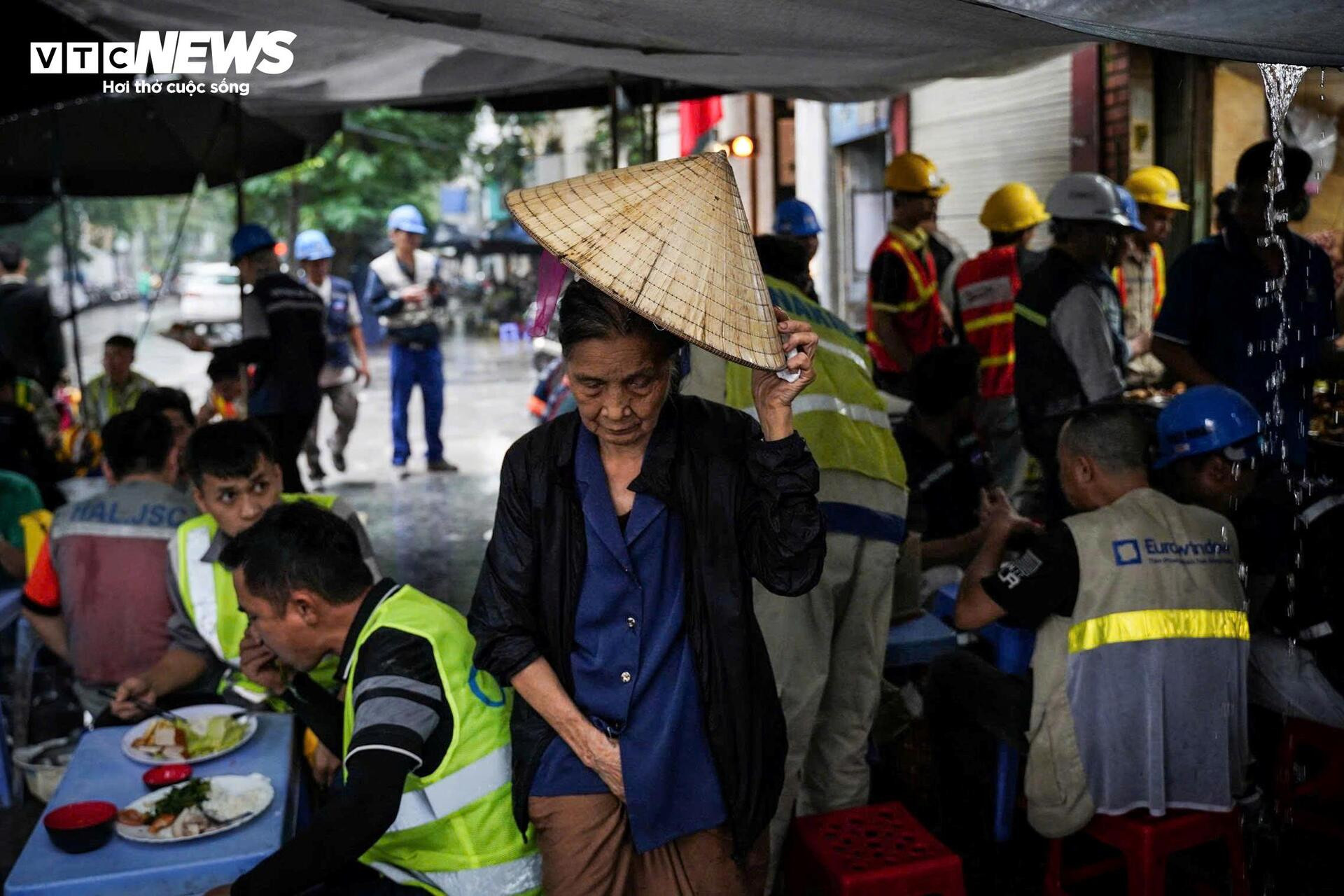 Nỗi trăn trở của 42 hộ dân sắp di dời khỏi khu vực Hồ Gươm - 9