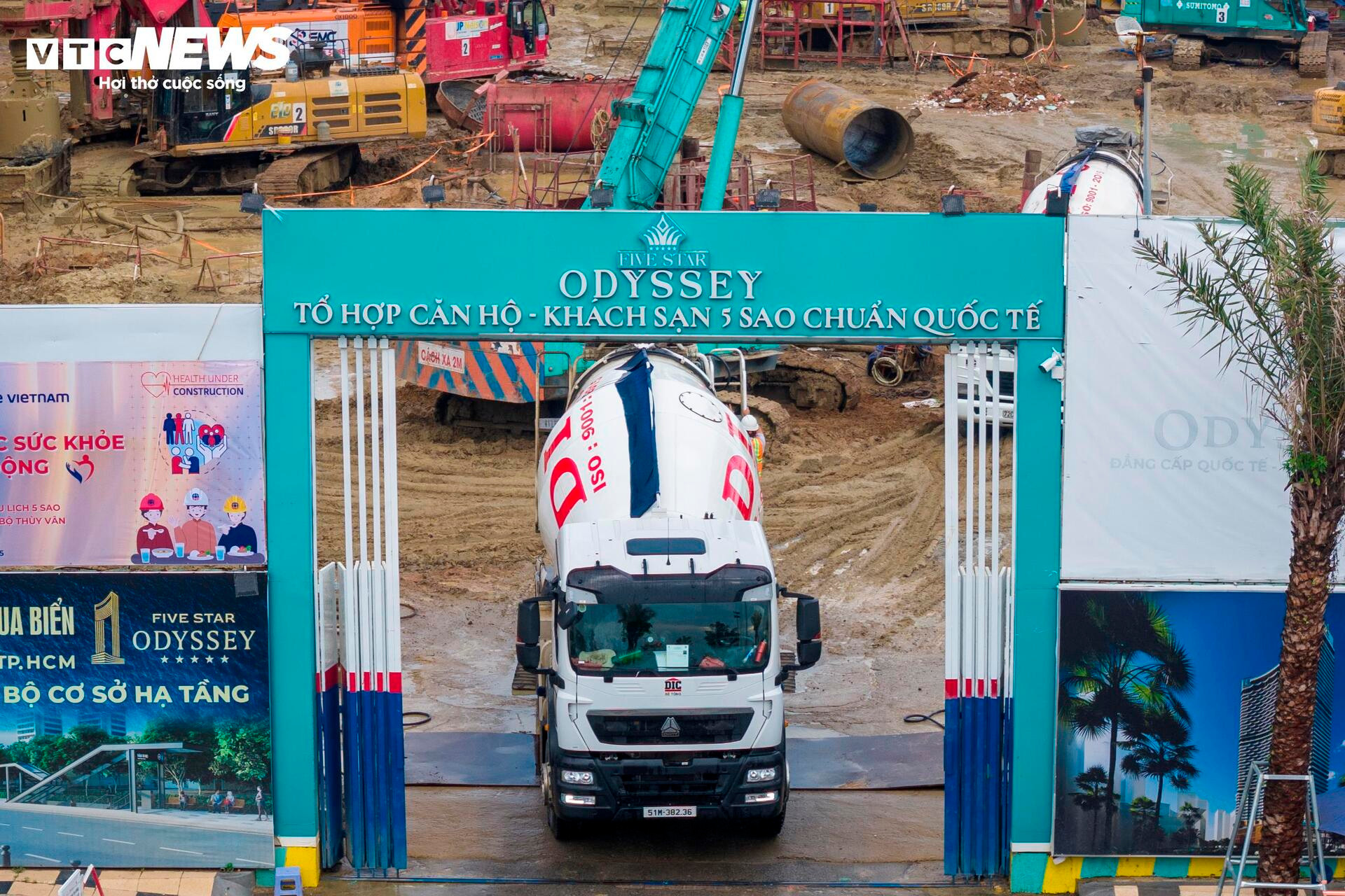 Panoramic view of the land to build two new iconic coastal towers in Ho Chi Minh City - 7