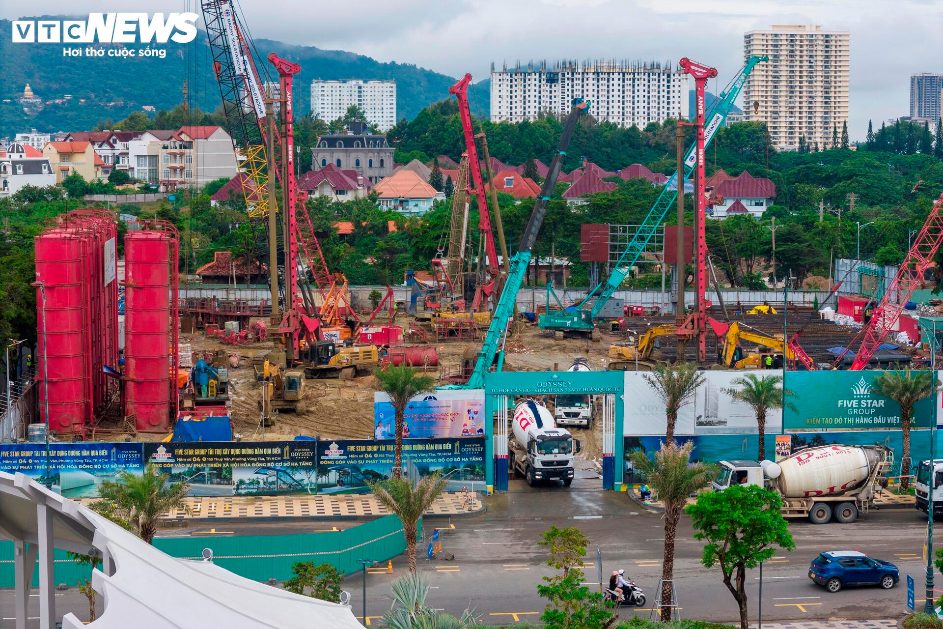 Panoramic view of the land to build two new iconic coastal towers in Ho Chi Minh City - 3