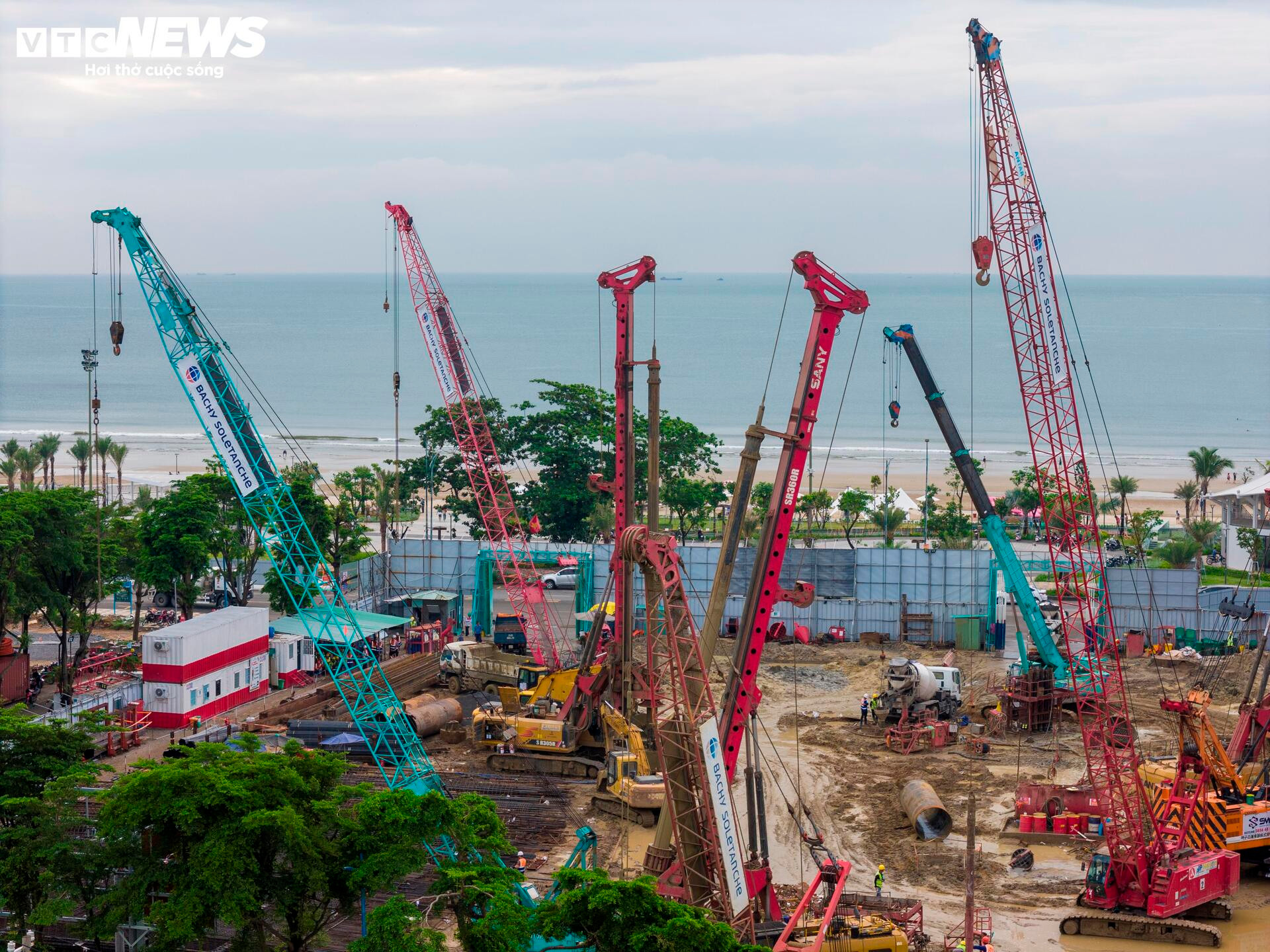 Panoramic view of the land to build two new iconic coastal towers in Ho Chi Minh City - 5