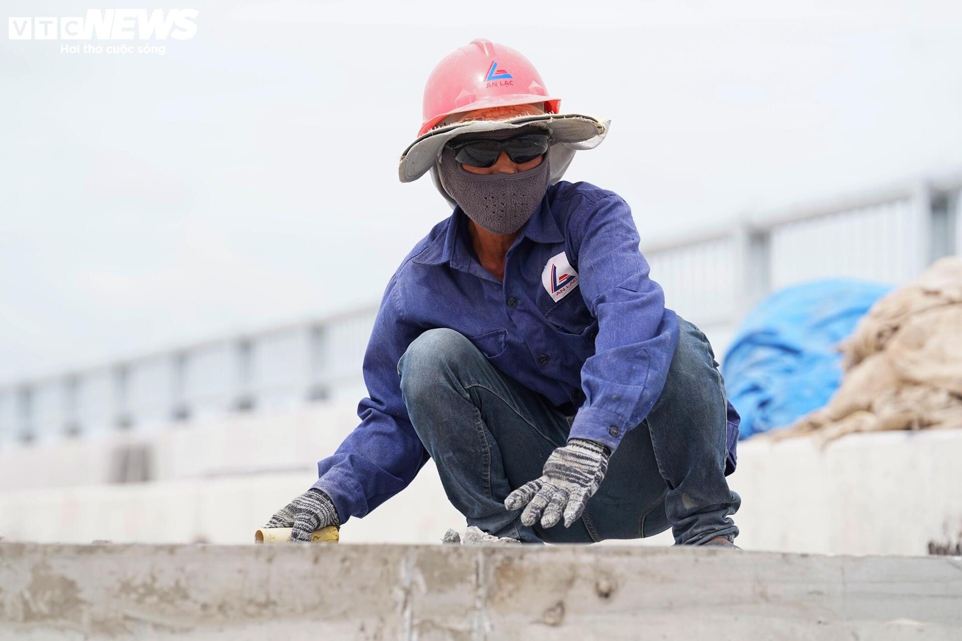 Tấp nập thi công đường ven biển 7.000 tỷ nối TP.HCM - Lâm Đồng - 6