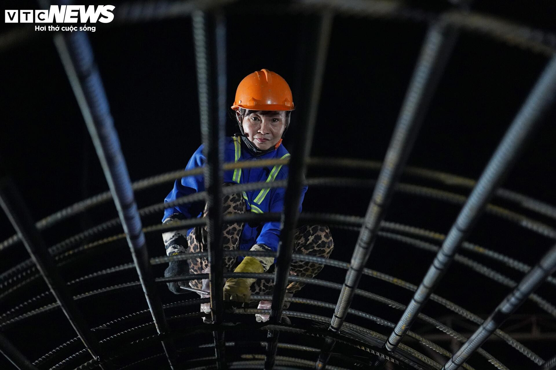 Výstavba mostu spojujícího Can Tho a Vinh Long - 7 nocí